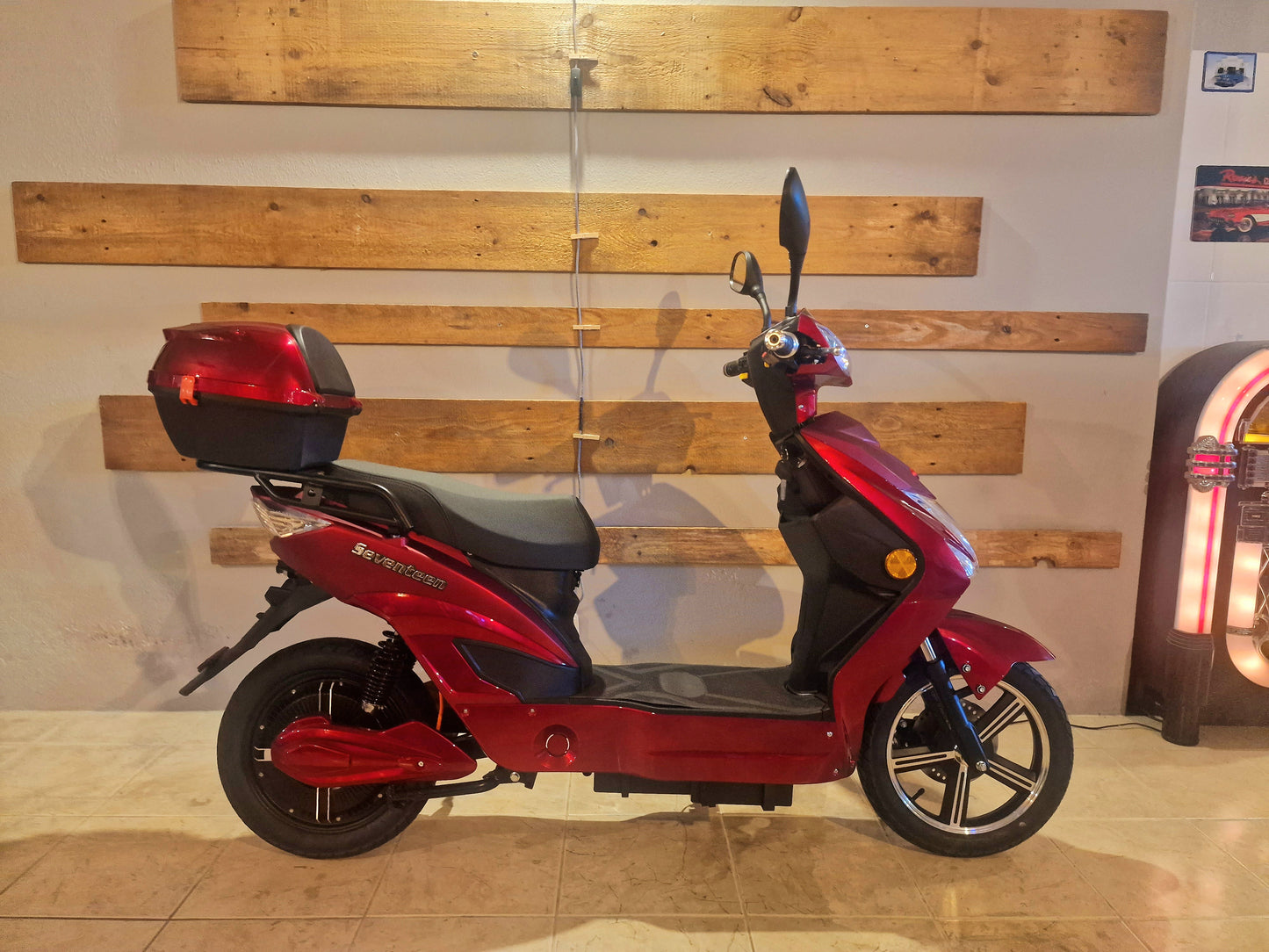 Scooter Elétrica Seventeen Red
