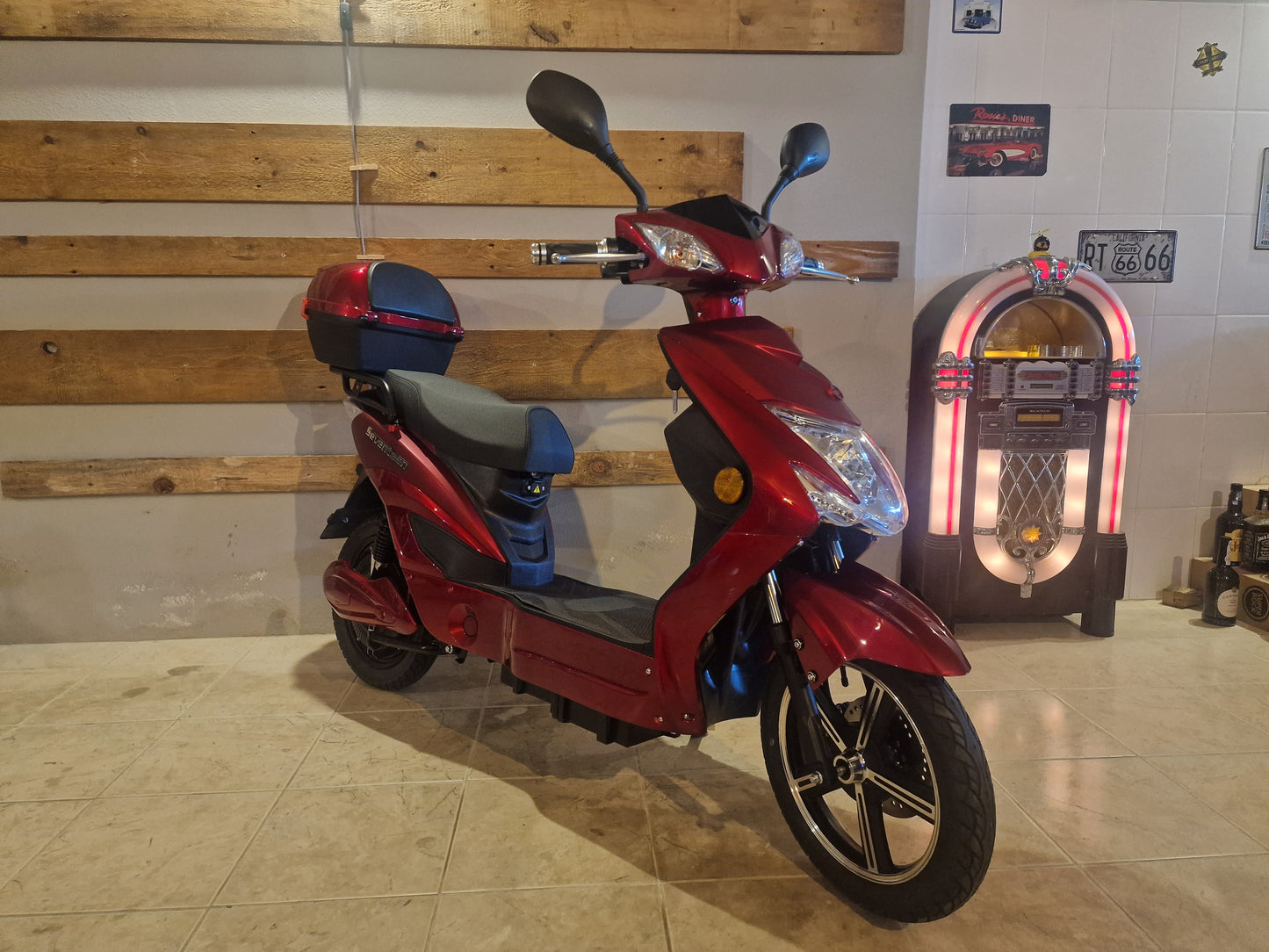 Scooter Elétrica Seventeen Red