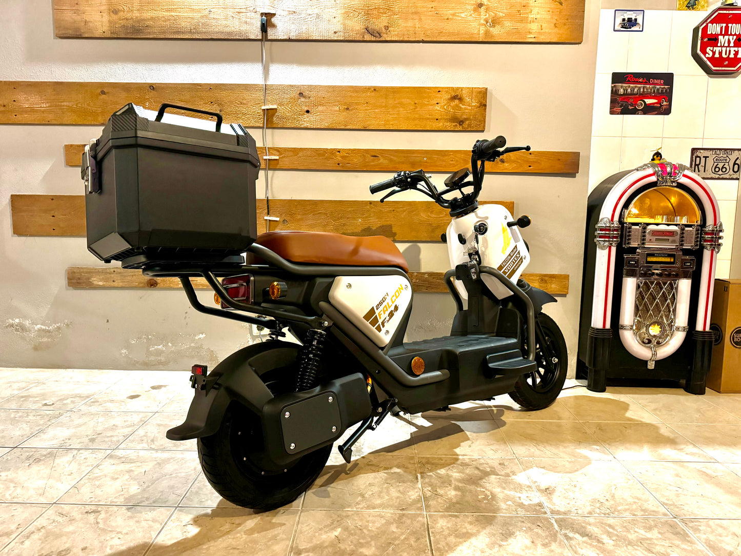 Scooter Elétrica Vortex 72V Falcon Branco