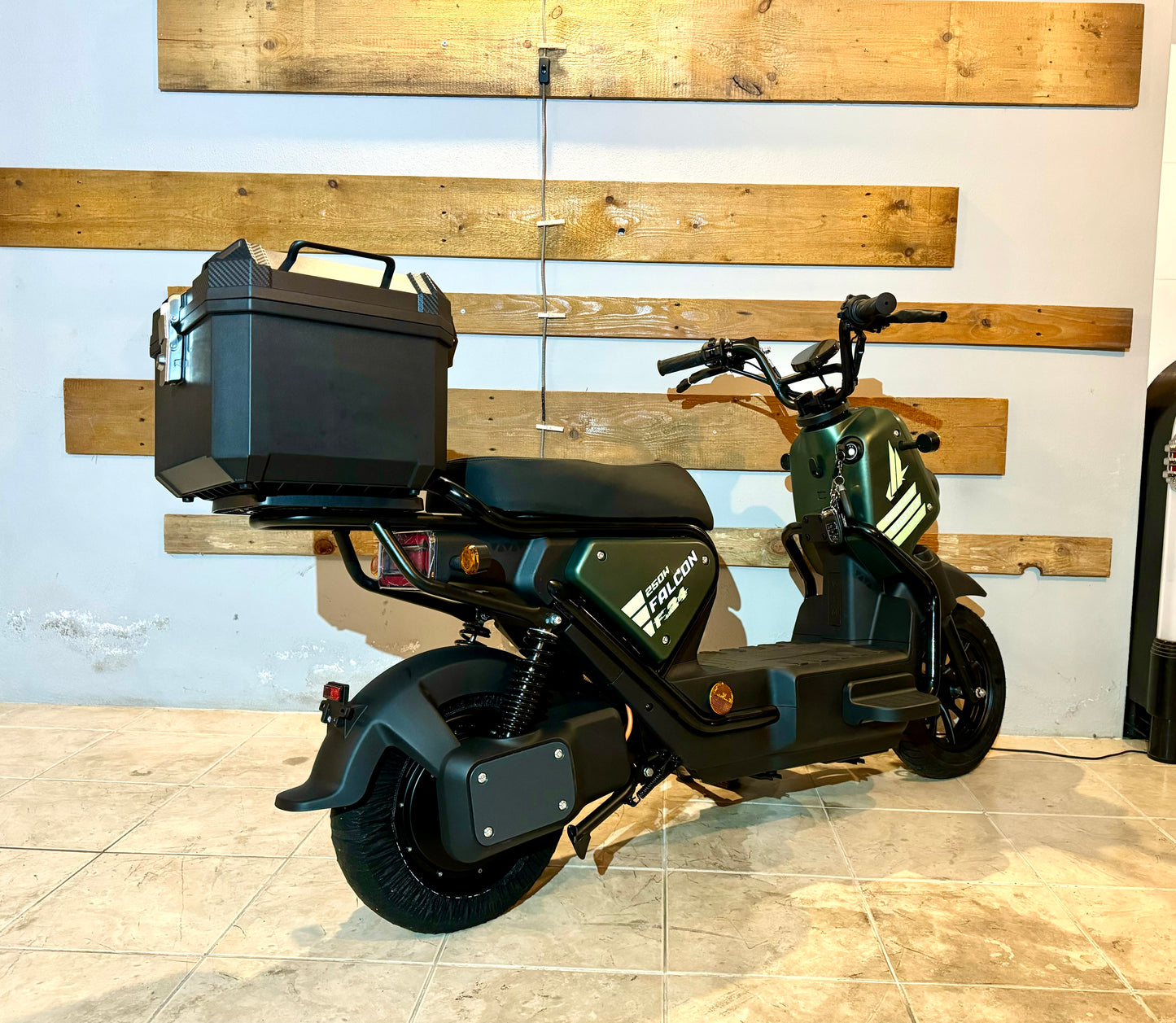 Scooter Elétrica Vortex 72V Falcon Verde