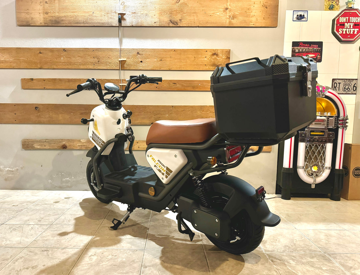 Scooter Elétrica Vortex 72V Falcon Branco