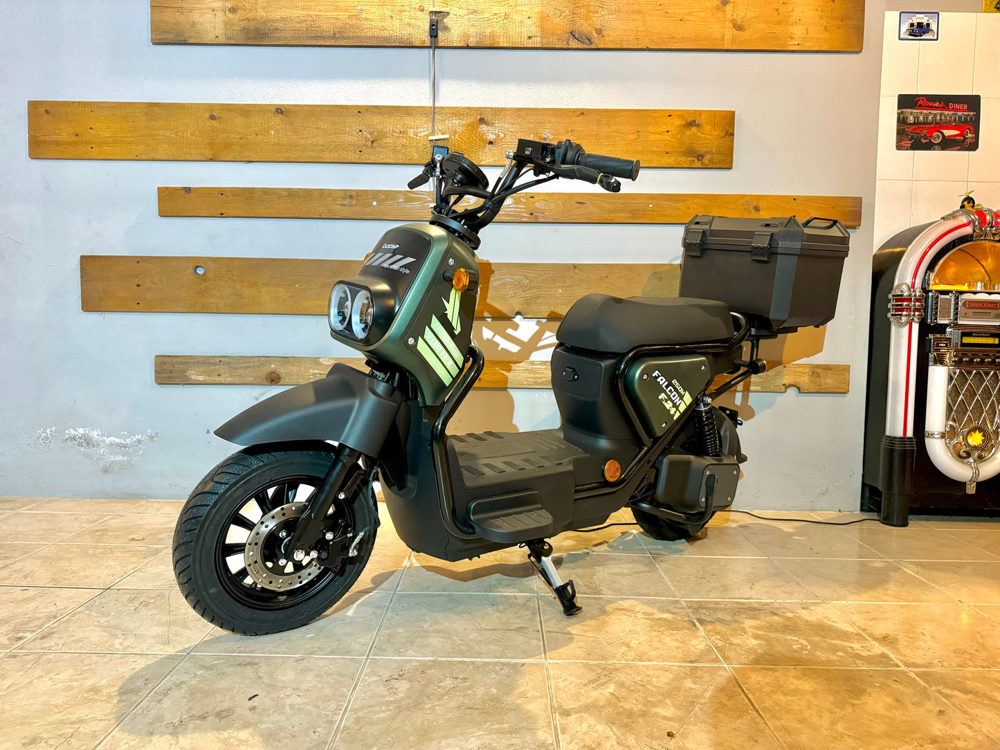 Scooter Elétrica Vortex 72V Falcon Verde