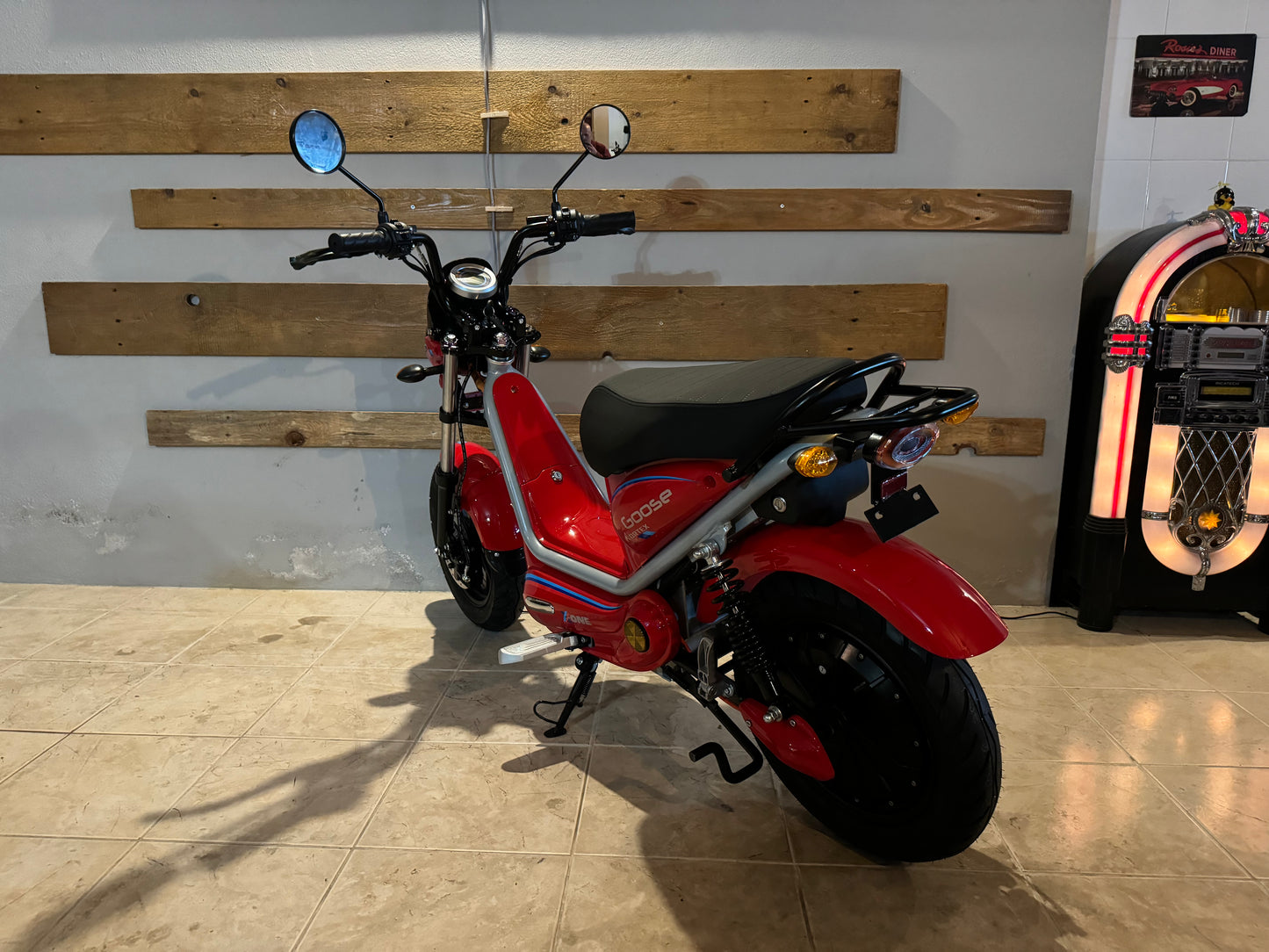 Vortex Elétrica X-One Lítio Vermelha