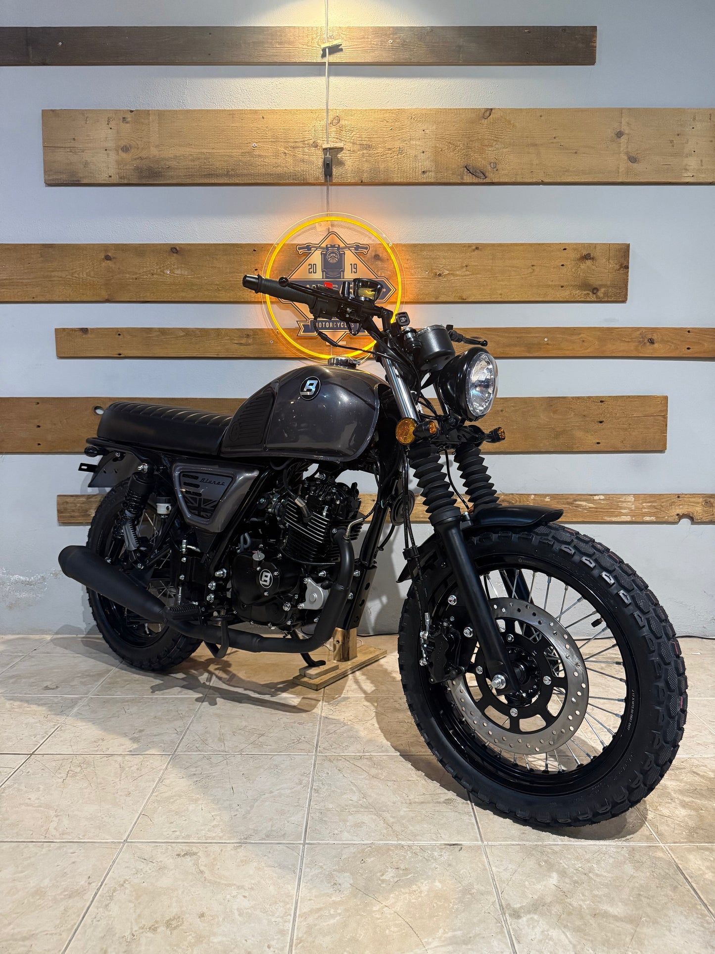 Bluroc Legend 125