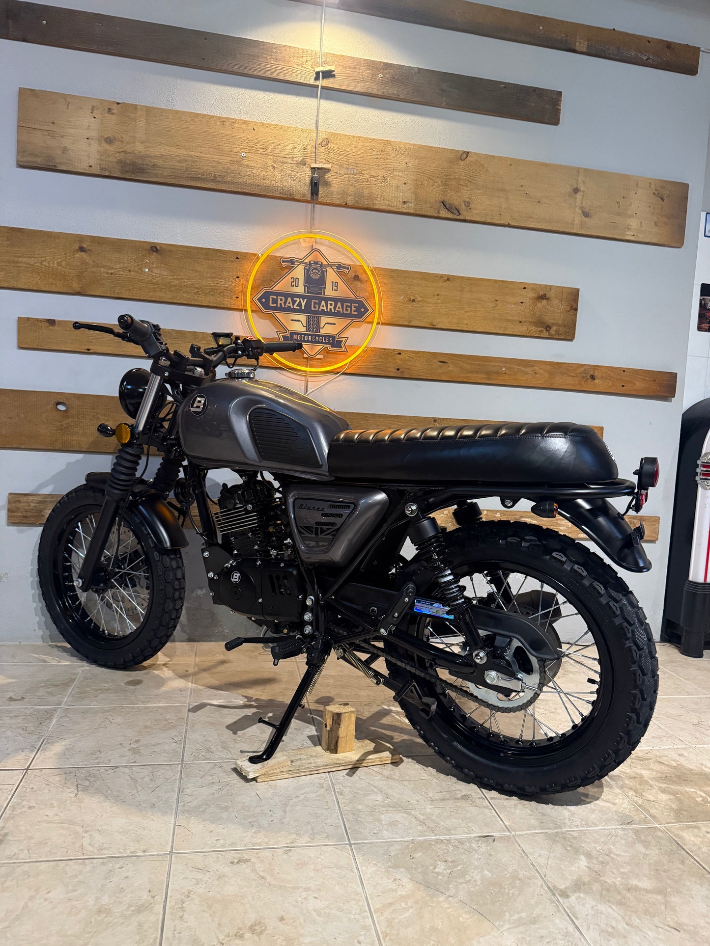 Bluroc Legend 125