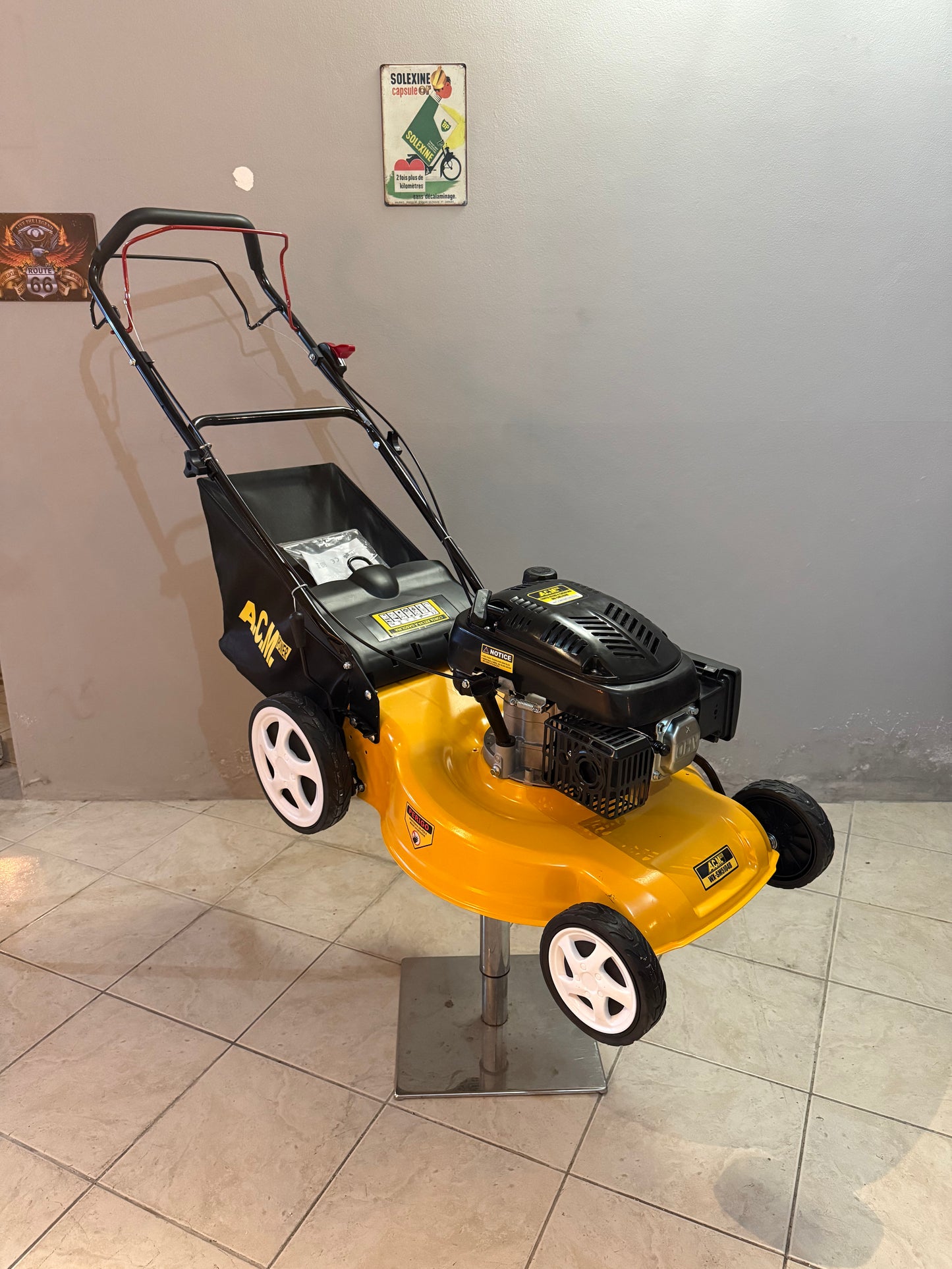 Corta Relva c/tracção A.C.M. Power