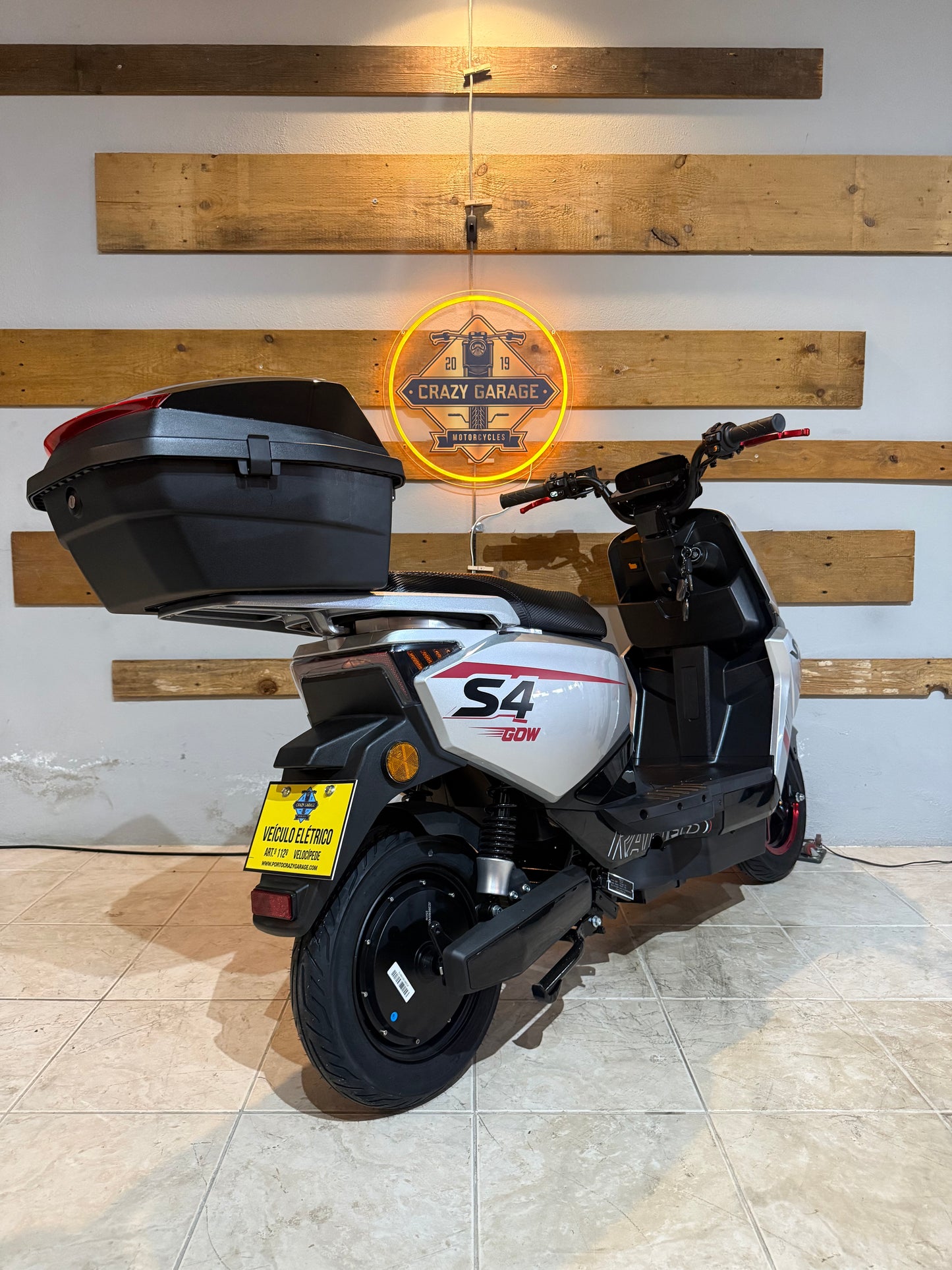 Raider S4 72v 40AH