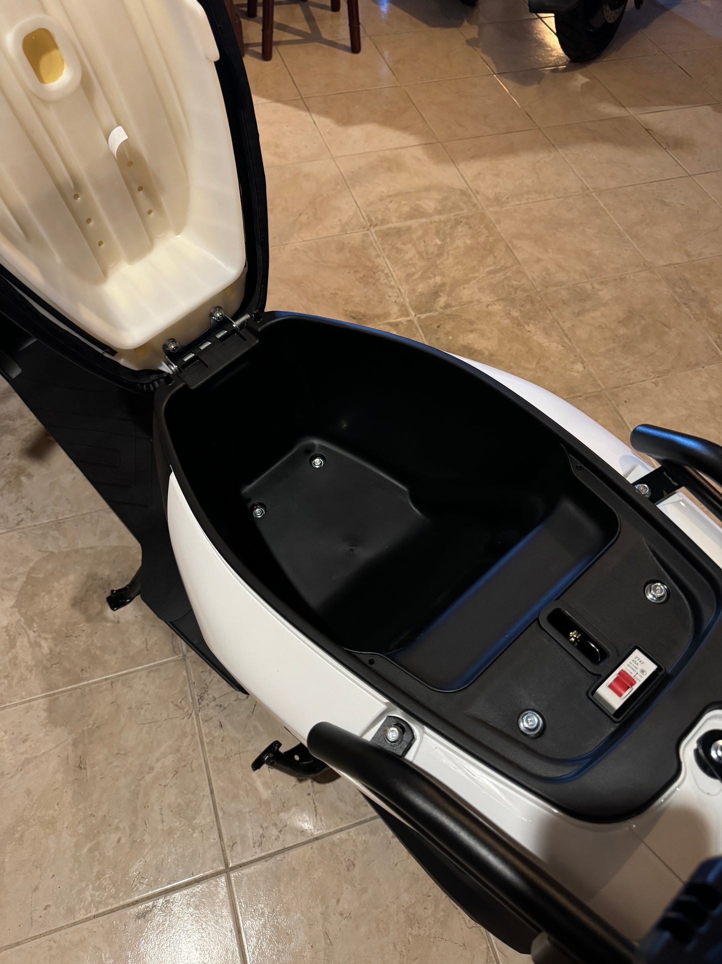 Scooter Elétrica NeoVolt We-Ride Branco
