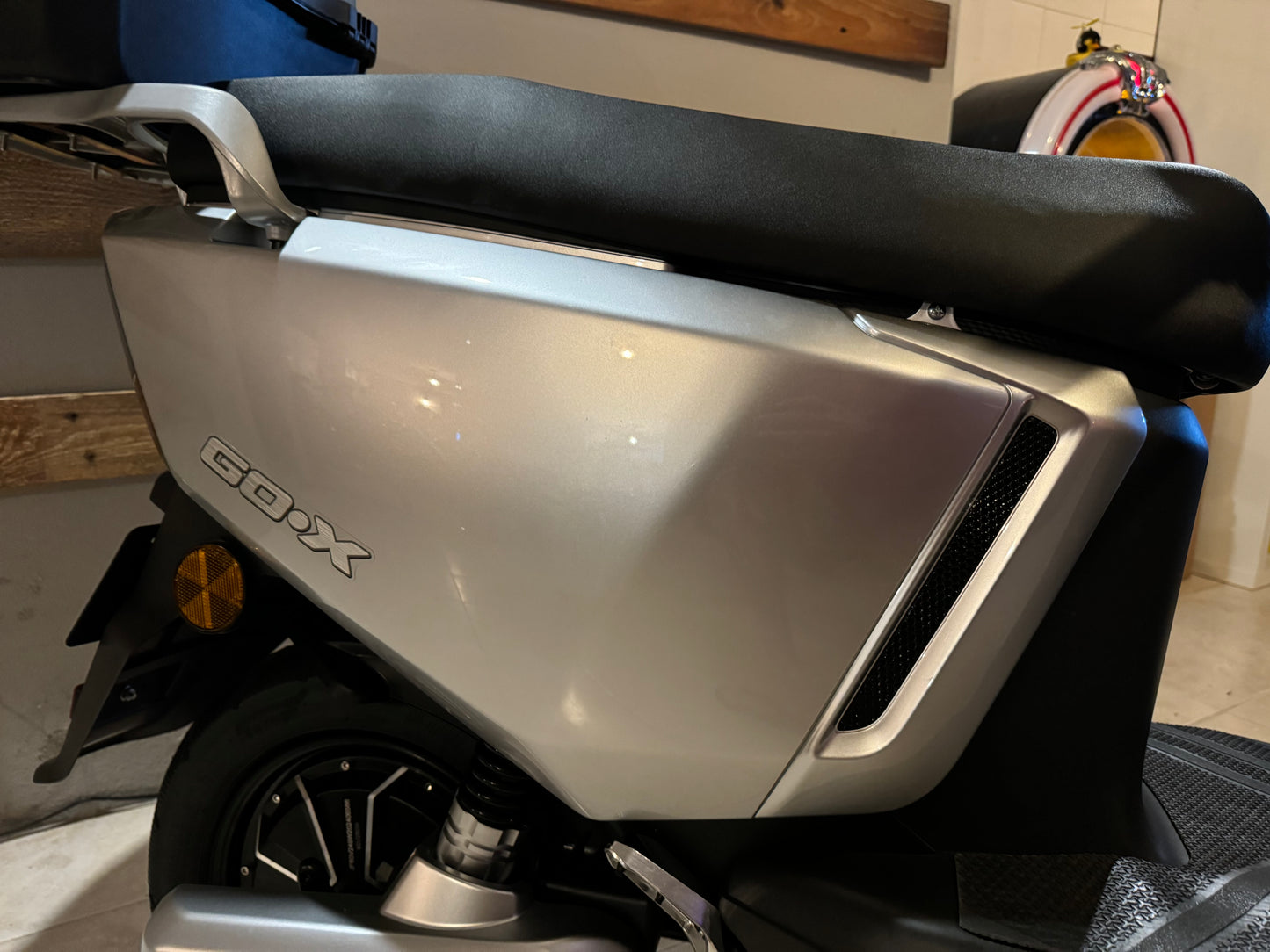 Scooter Elétrica NeoVolt Go-X Cinzento