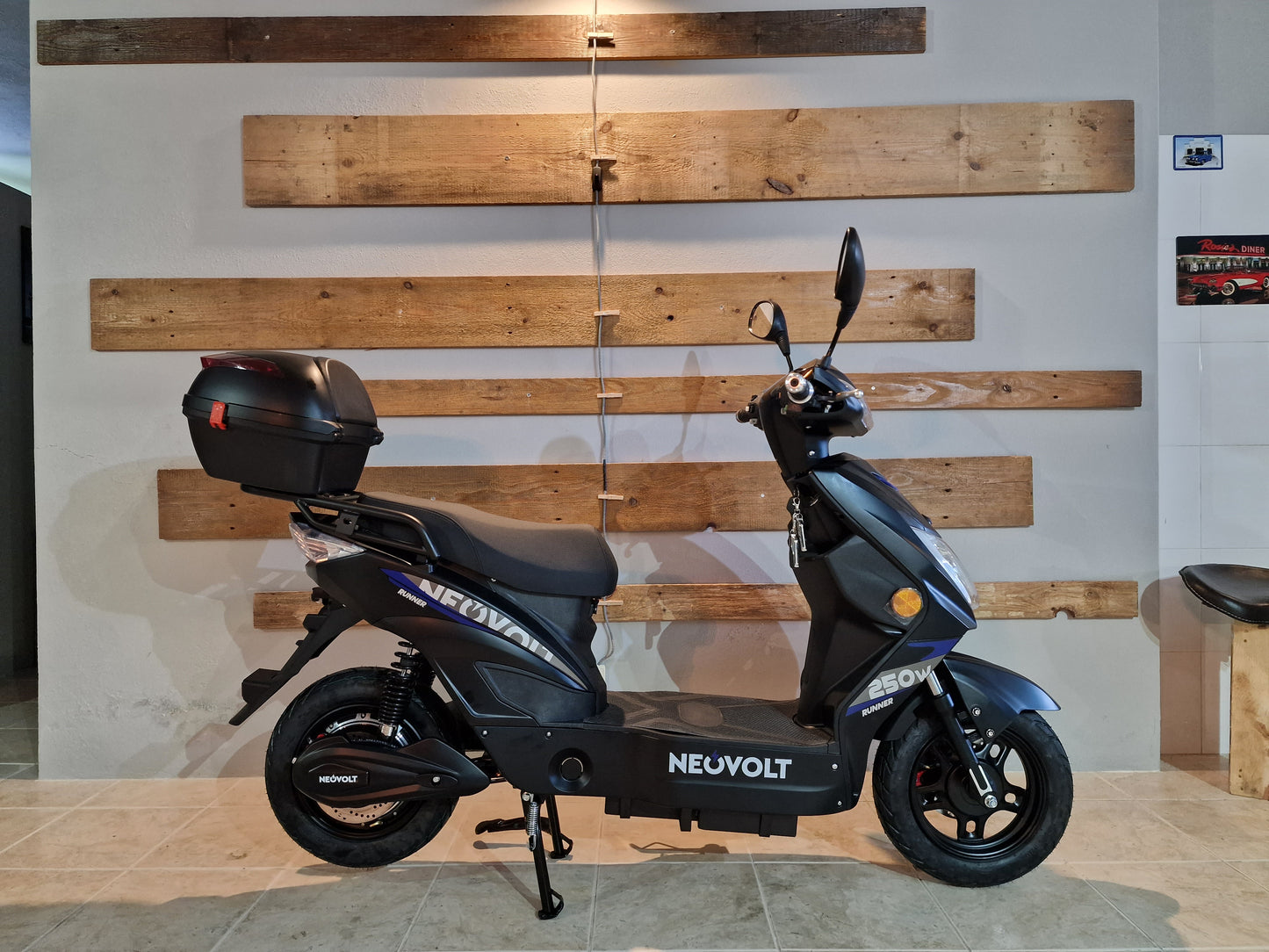 Scooter Elétrica NeoVolt Runner Chumbo