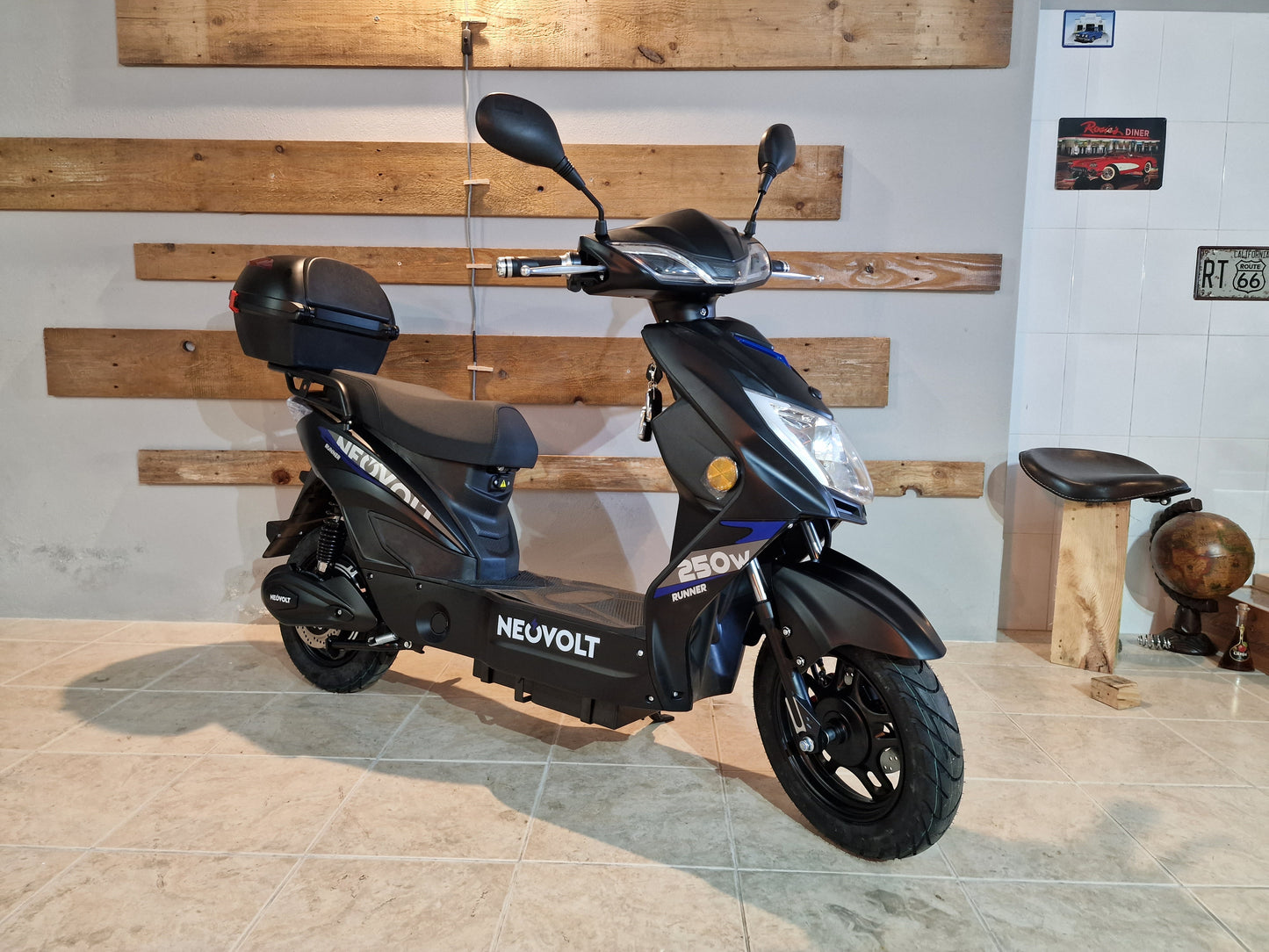 Scooter Elétrica NeoVolt Runner Chumbo