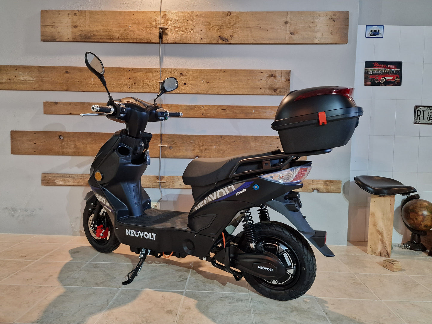 Scooter Elétrica NeoVolt Runner Litio