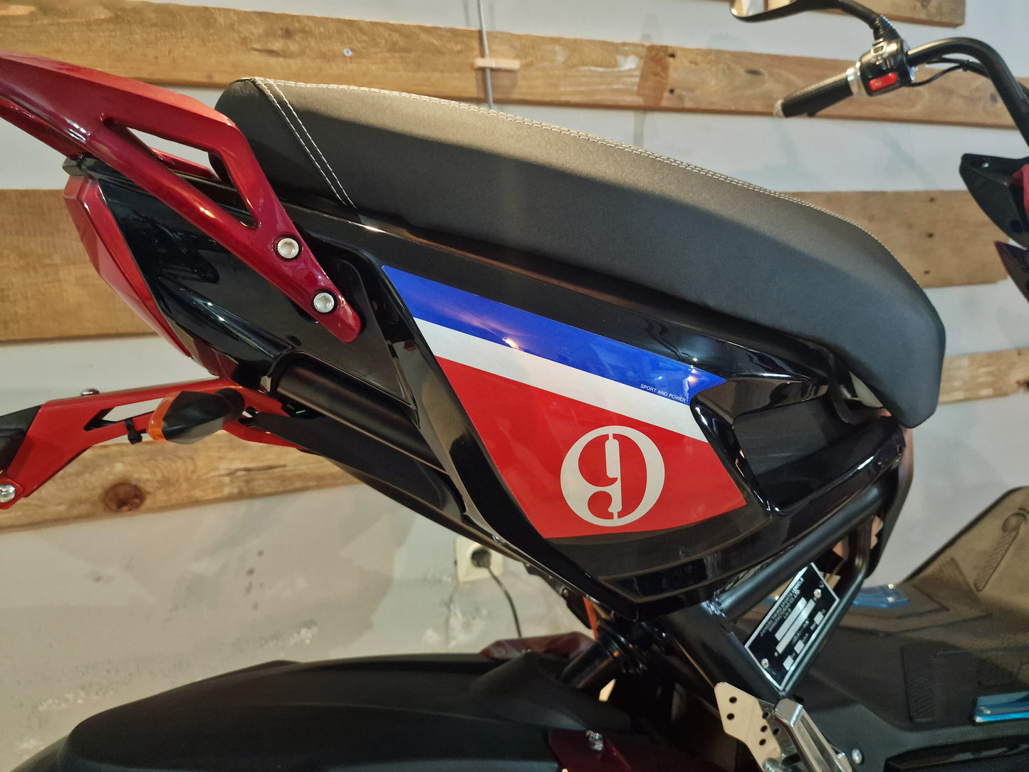 Scooter Elétrica Seventeen Sport Red
