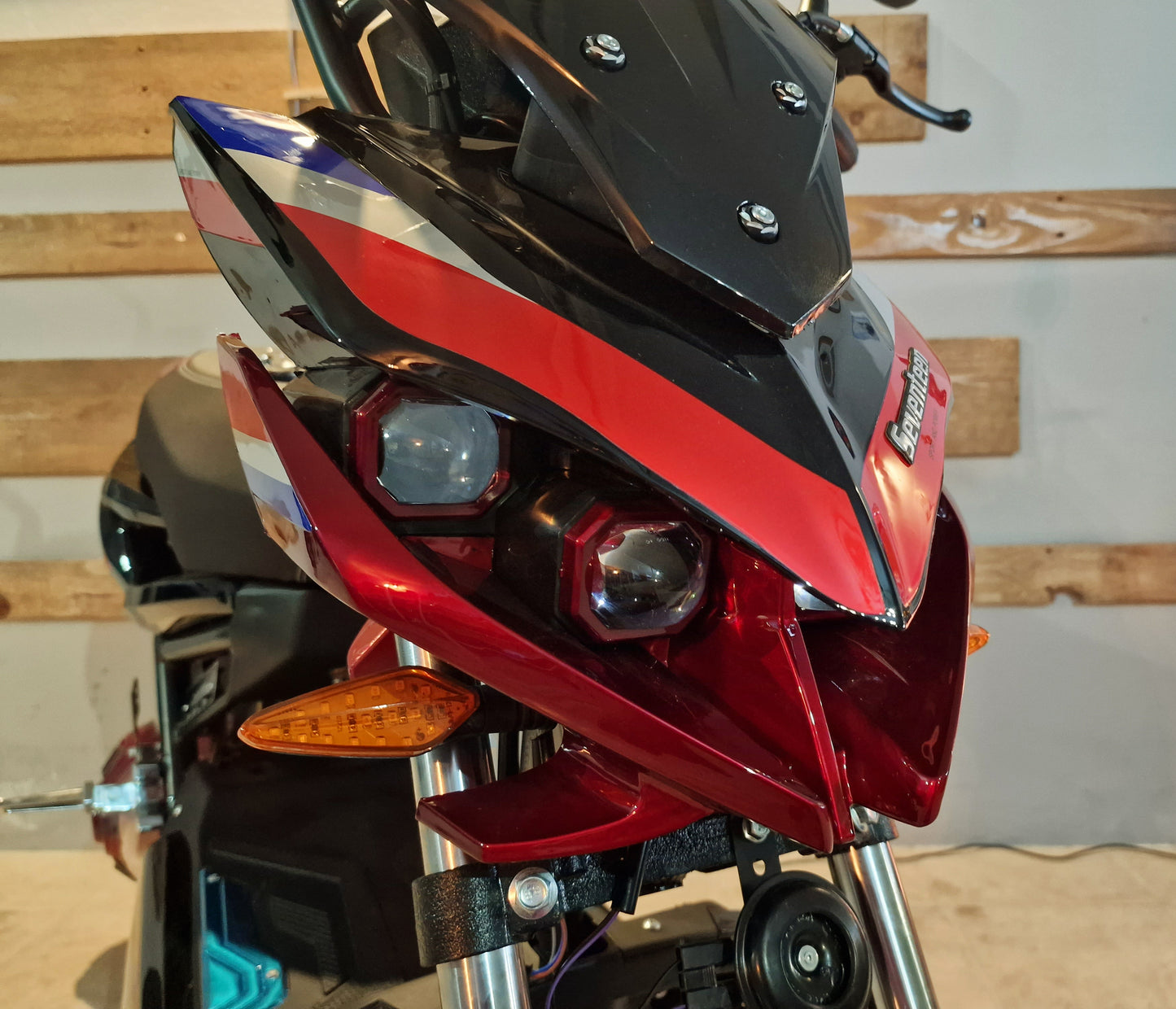 Scooter Elétrica Seventeen Sport Red