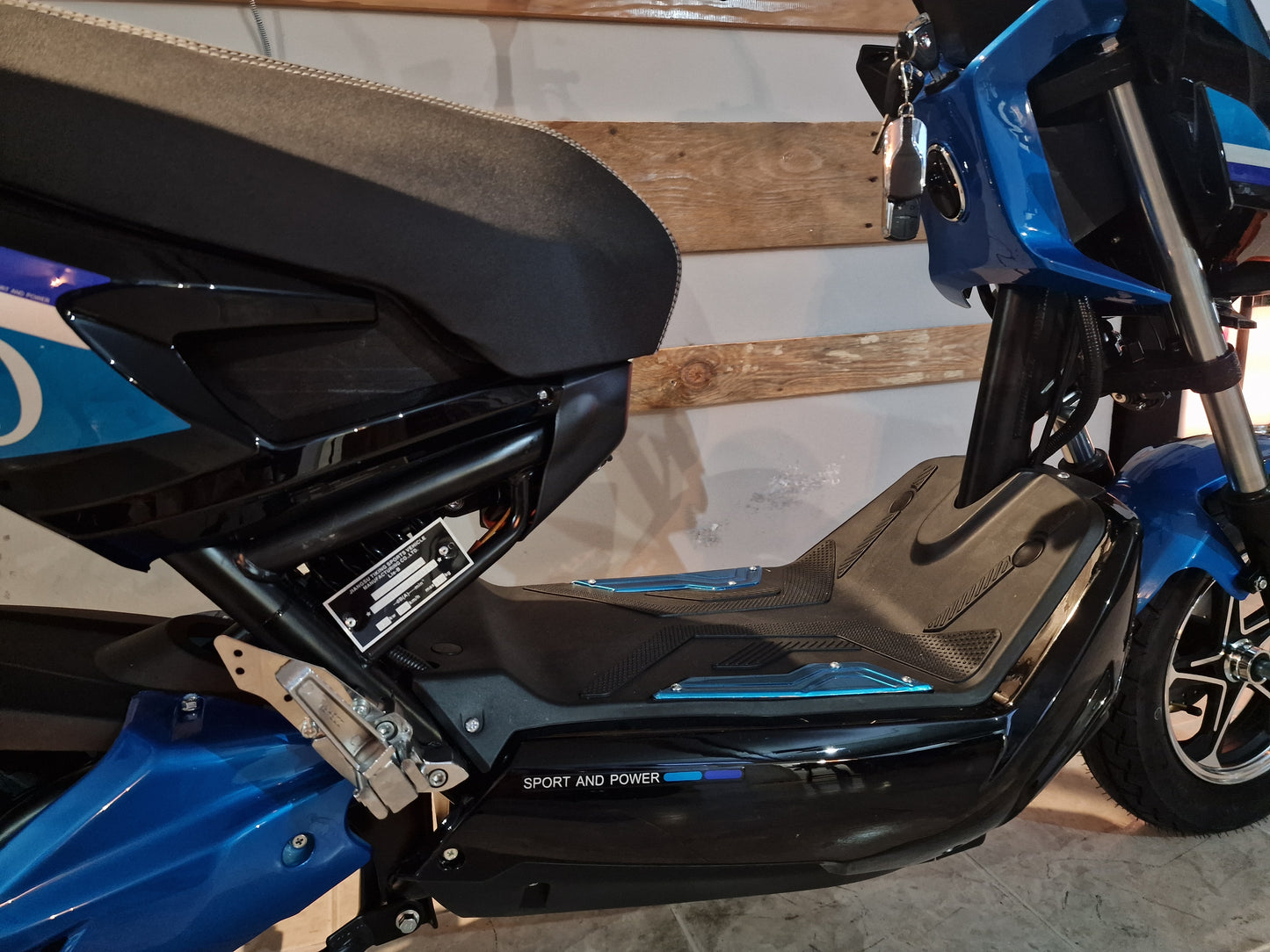 Scooter Elétrica Seventeen Sport Blue