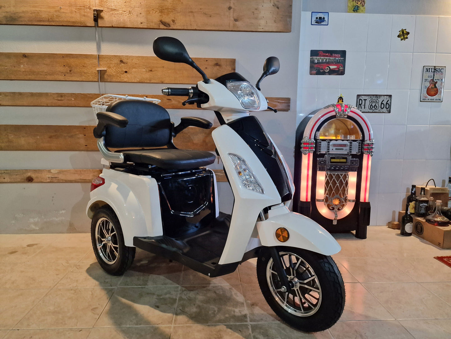 Scooter de Mobilidade Seventeen White