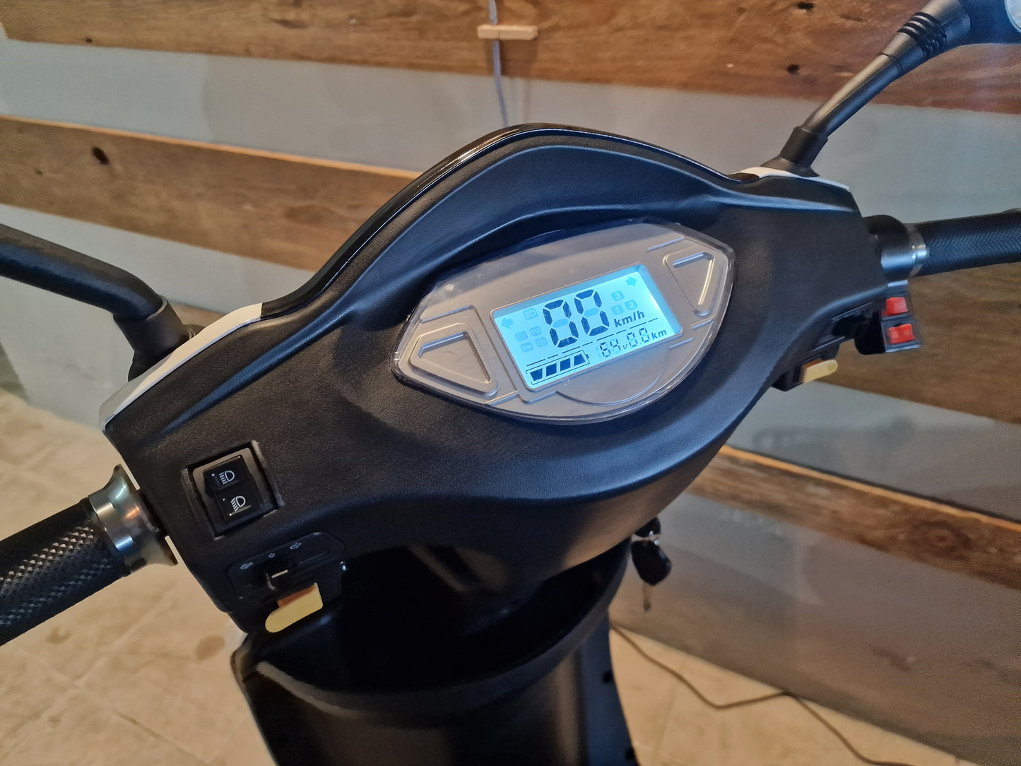 Scooter de Mobilidade Seventeen White