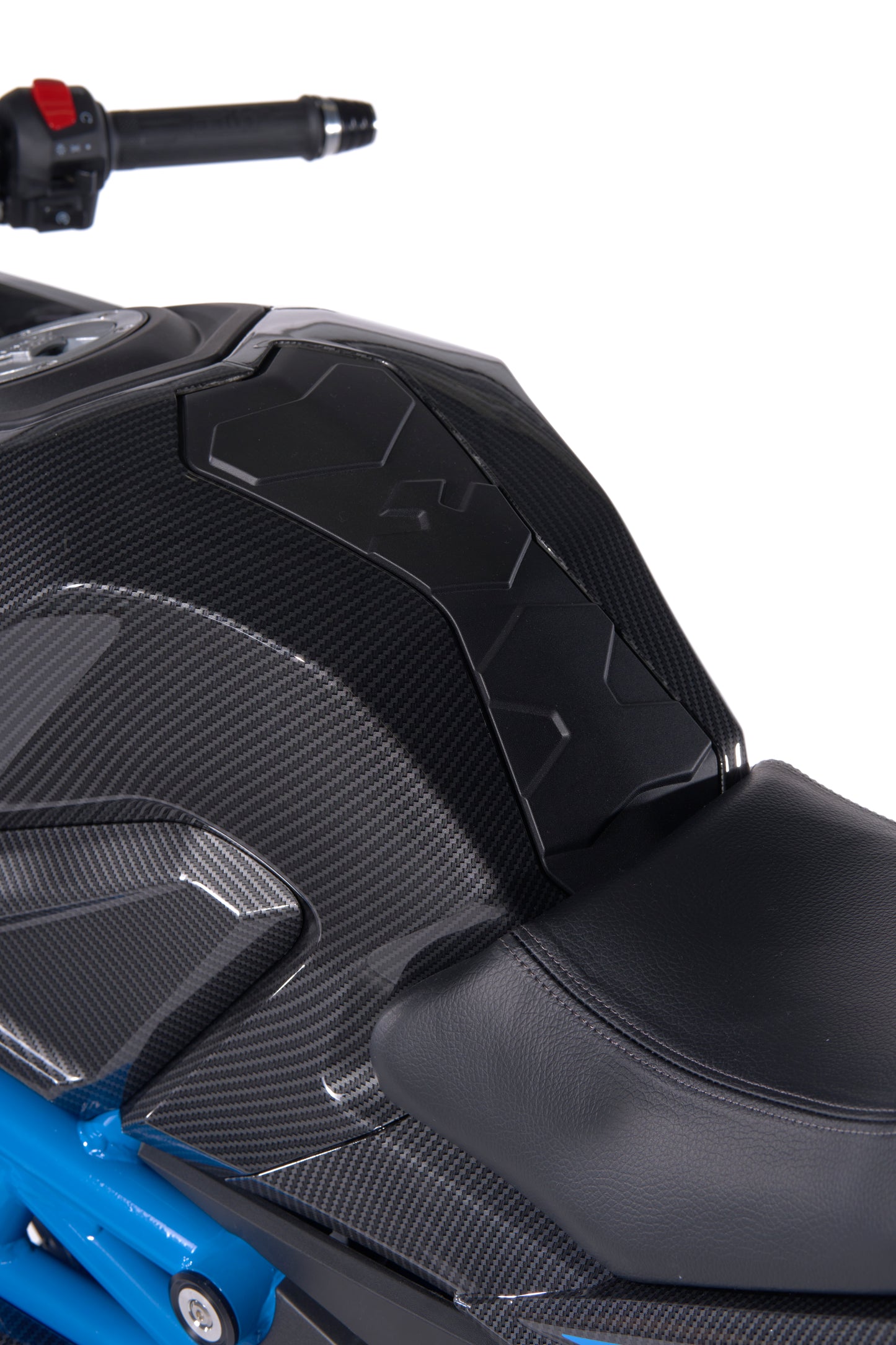 Mitt GP 125 Carbon