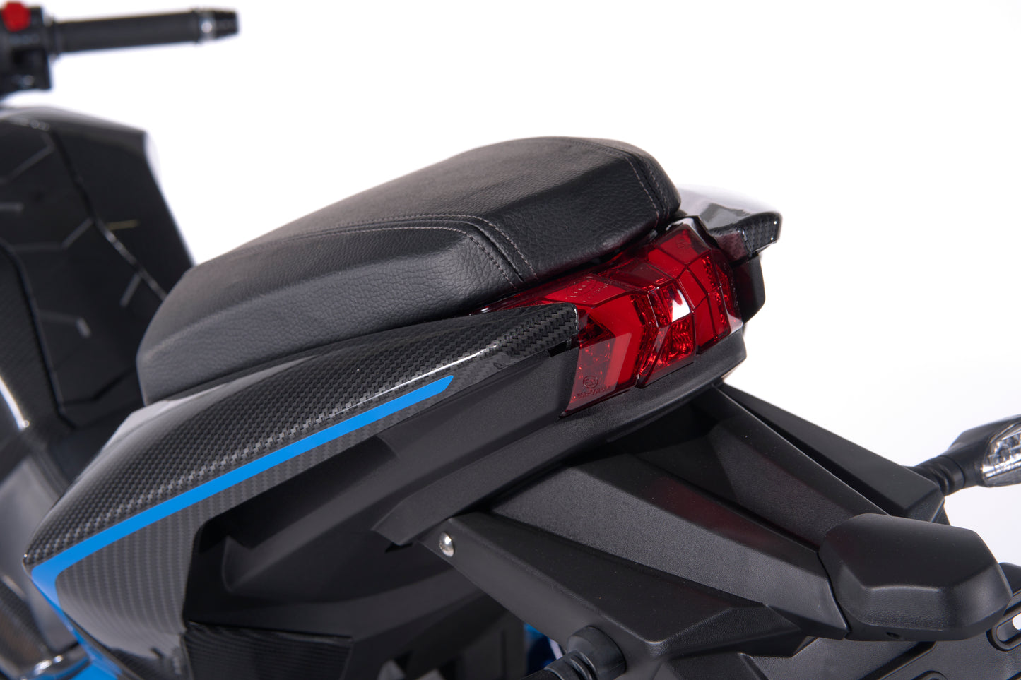 Mitt GP 125 Carbon