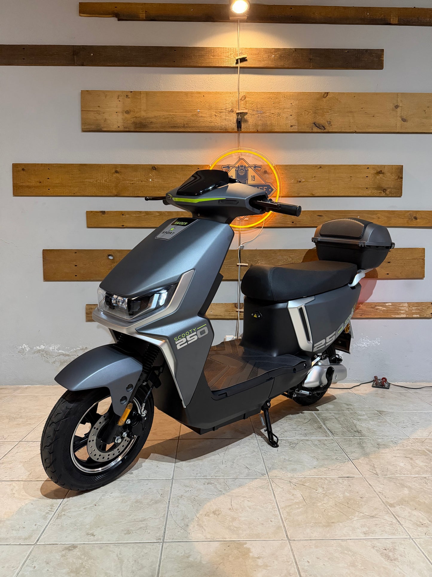 Scooter Elétrica sem carta Raider Scooty 72V