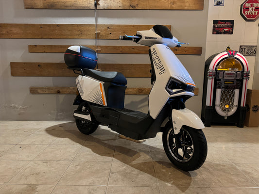 Scooter Elétrica Seventeen Zoa branco
