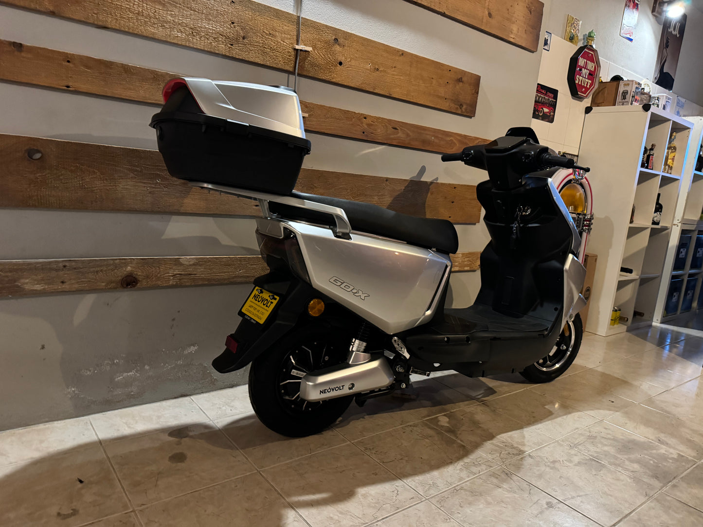 Scooter Elétrica NeoVolt Go-X Cinzento