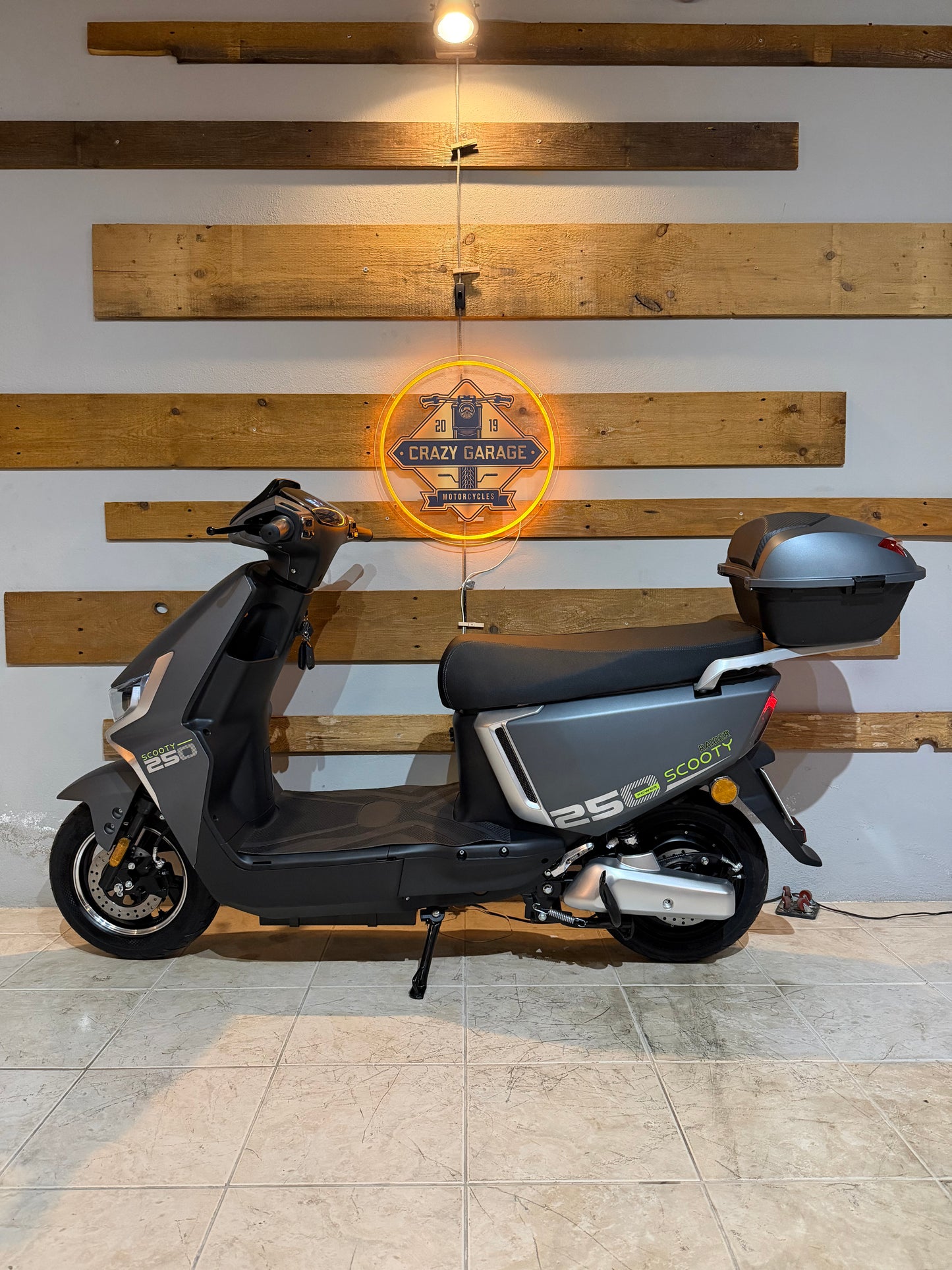 Scooter Elétrica sem carta Raider Scooty 72V