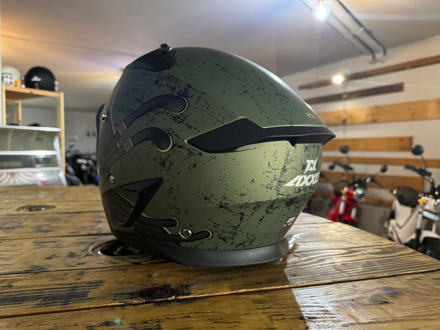 AXXIS Hunter Toxic Green