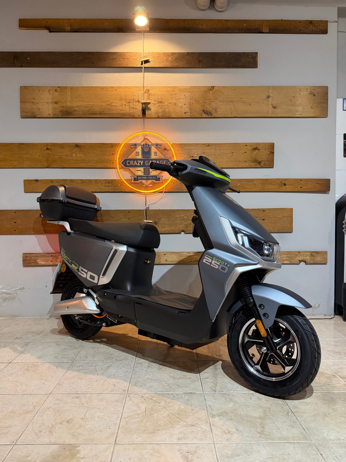 Scooter Elétrica sem carta Raider Scooty 72V