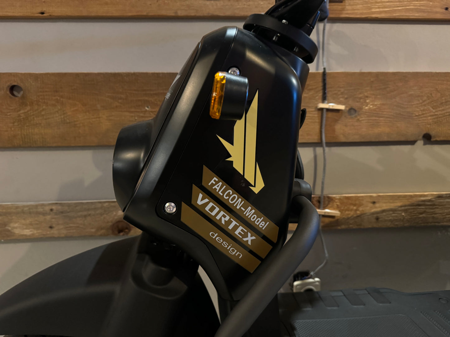 Scooter Elétrica Vortex 72V Falcon Preto