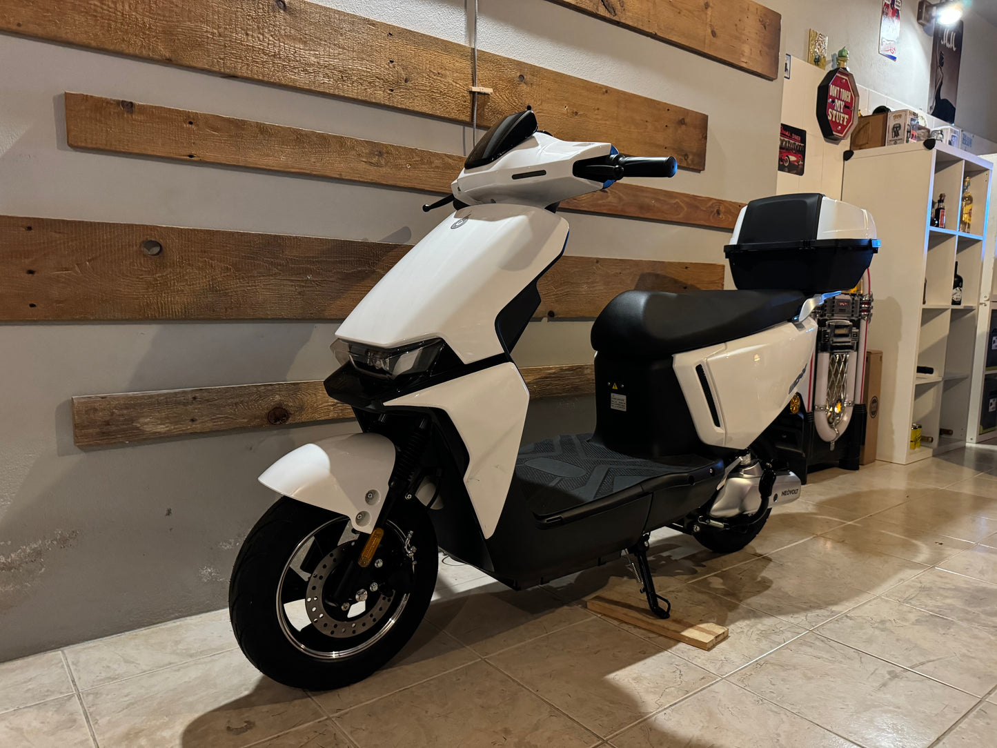 Scooter Elétrica NeoVolt Go-X Branco