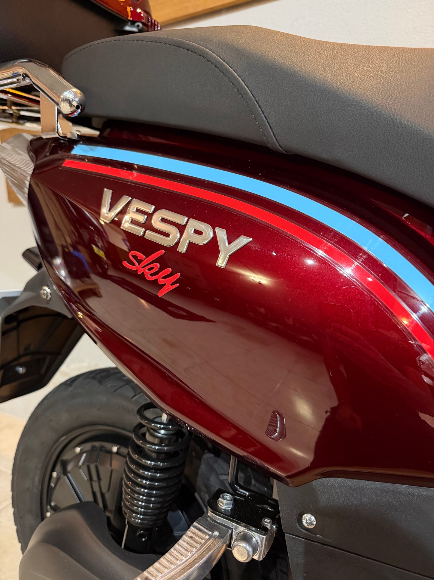 Raider Vespy Sky