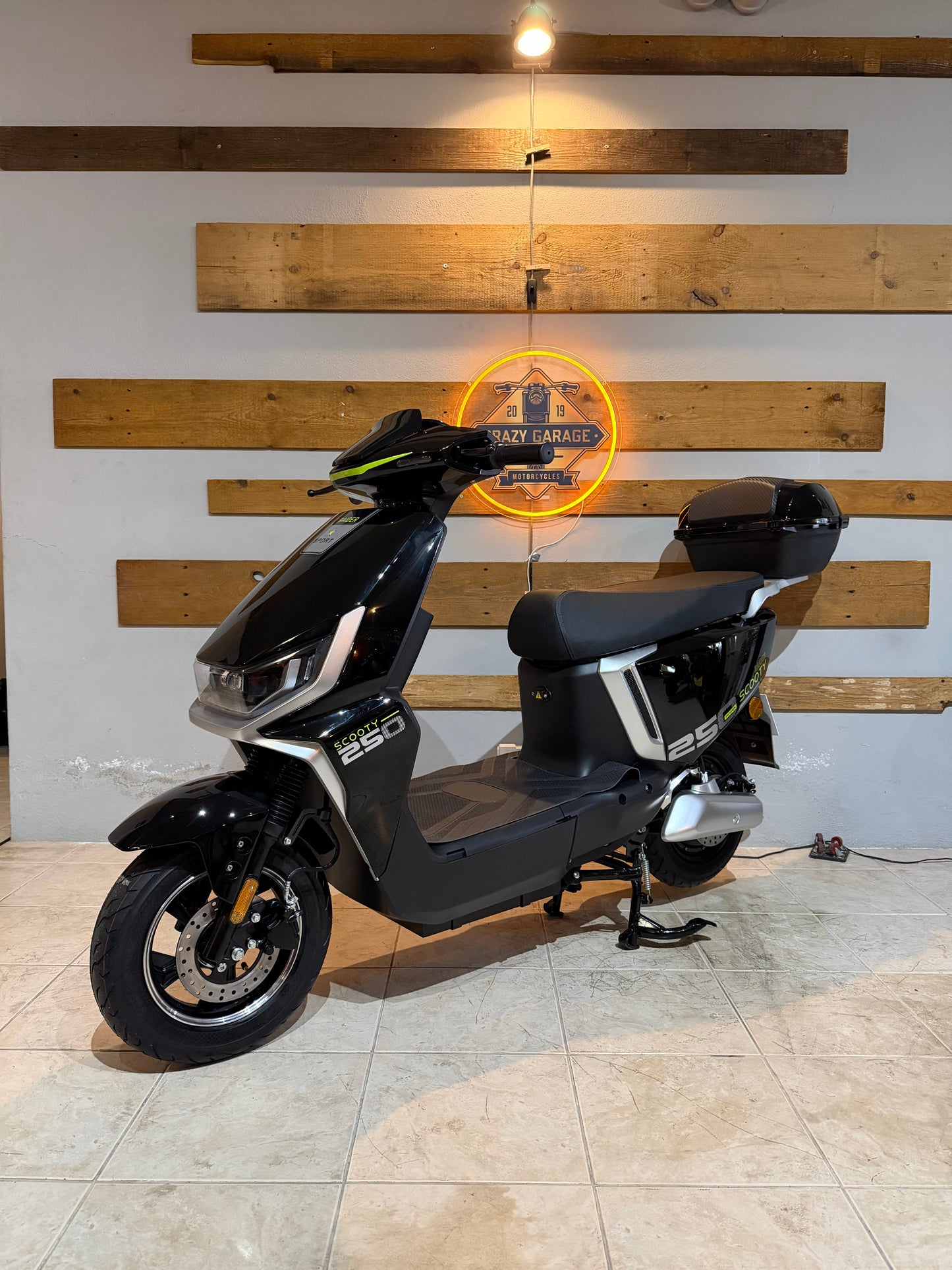 Scooter Elétrica sem carta Raider Scooty 72V