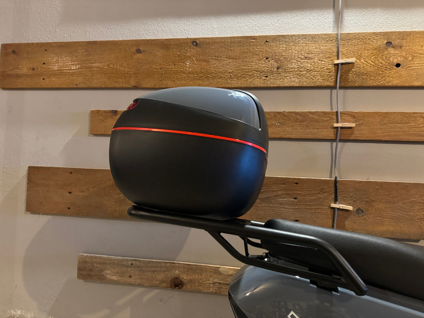 Scooter Elétrica Seventeen Zoa cinzento
