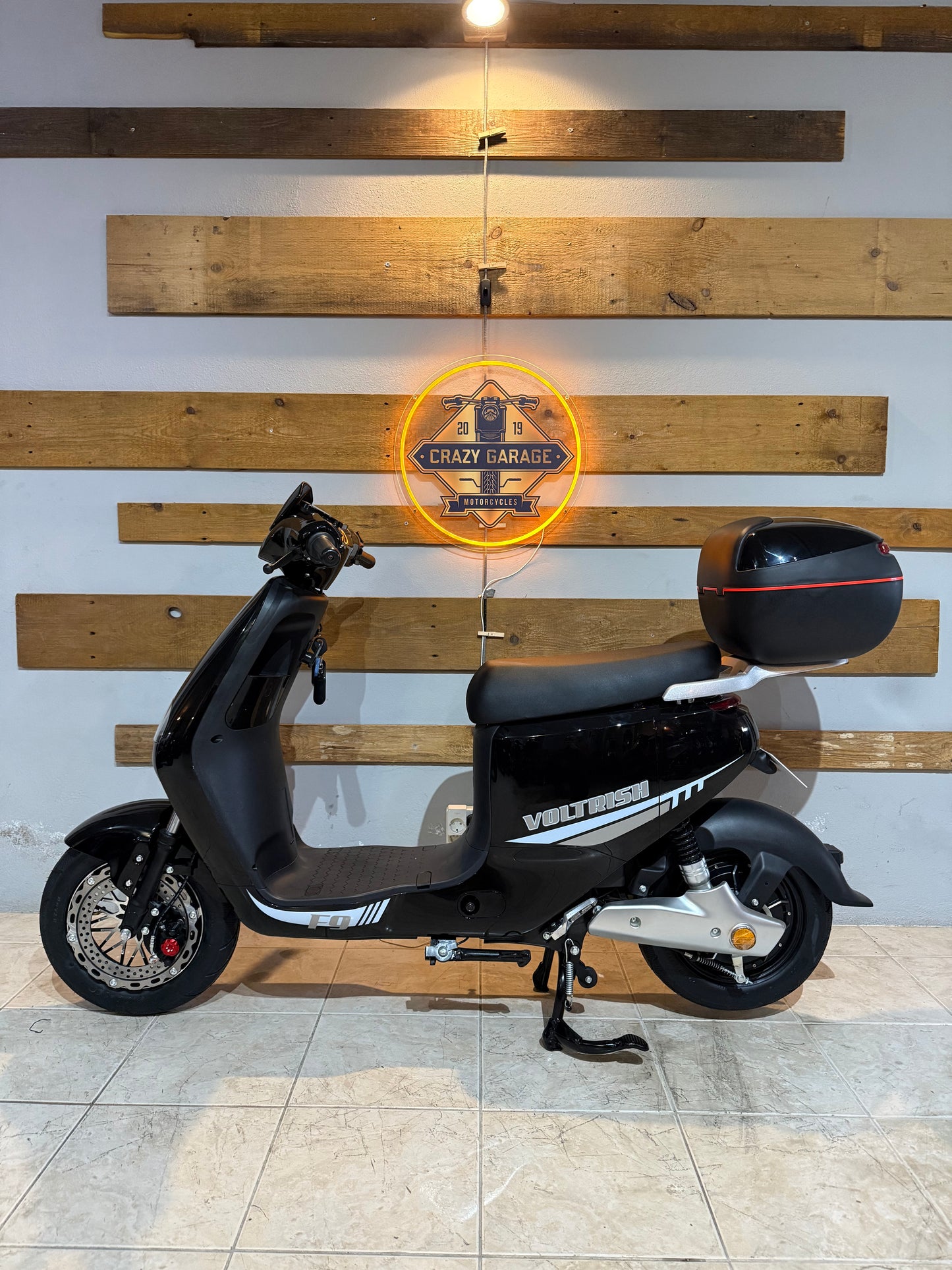 Scooter Elétrica Voltrish F9