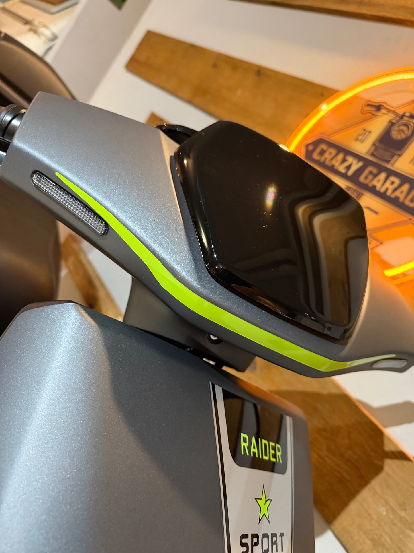 Scooter Elétrica sem carta Raider Scooty 72V