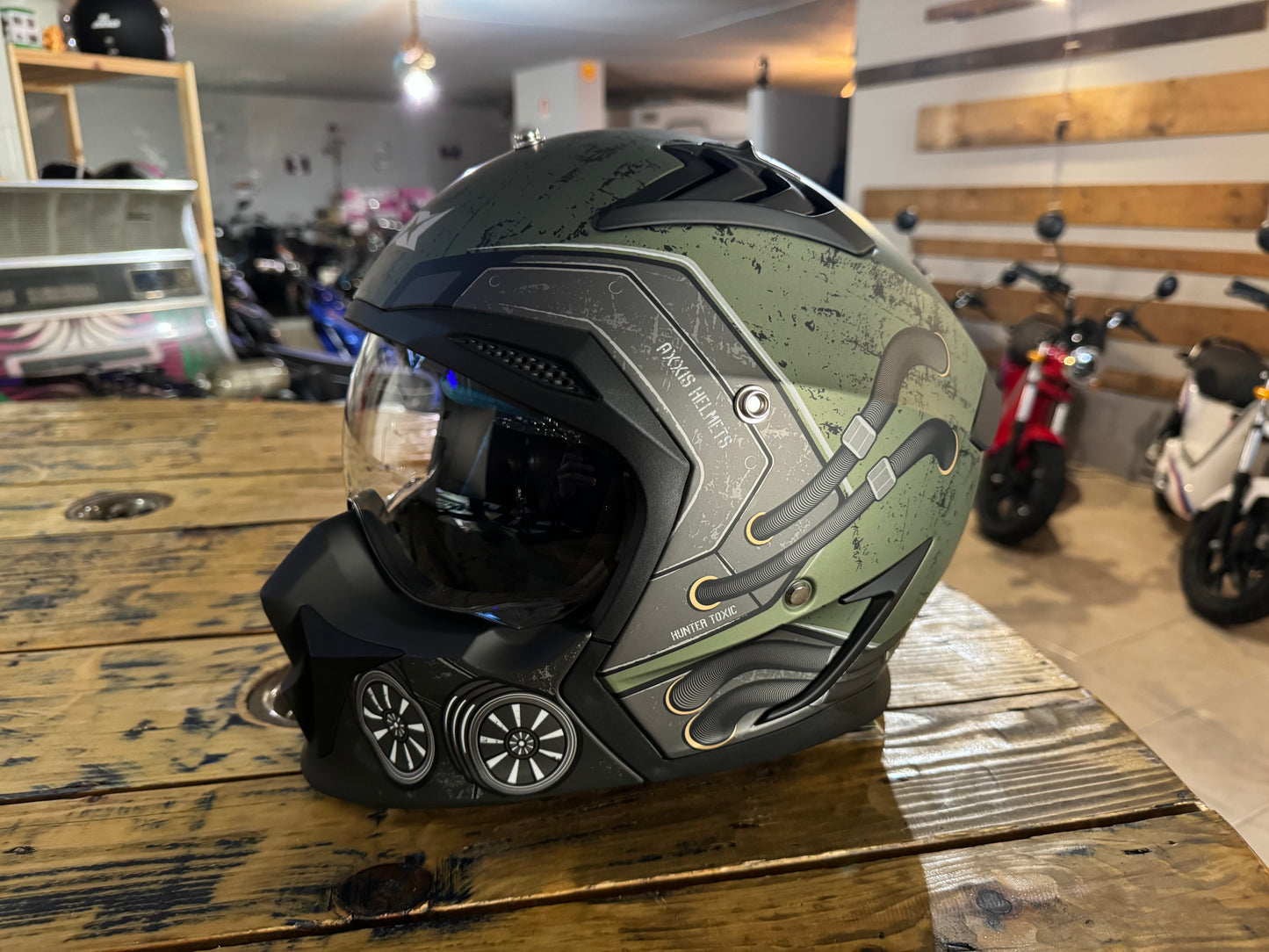 AXXIS Hunter Toxic Green