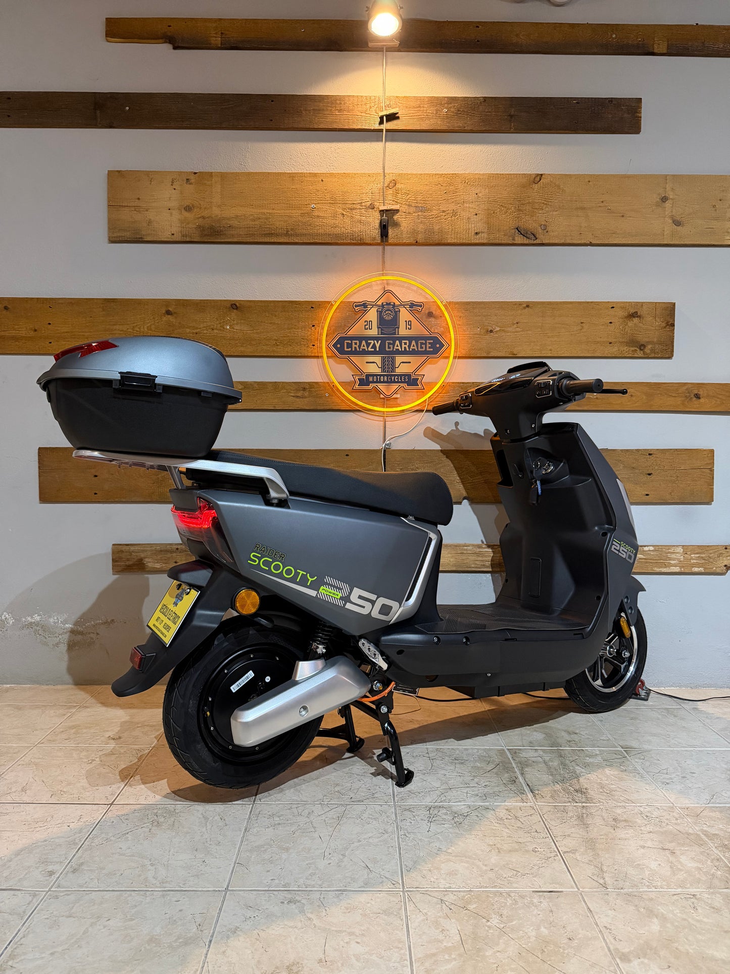 Scooter Elétrica sem carta Raider Scooty 72V