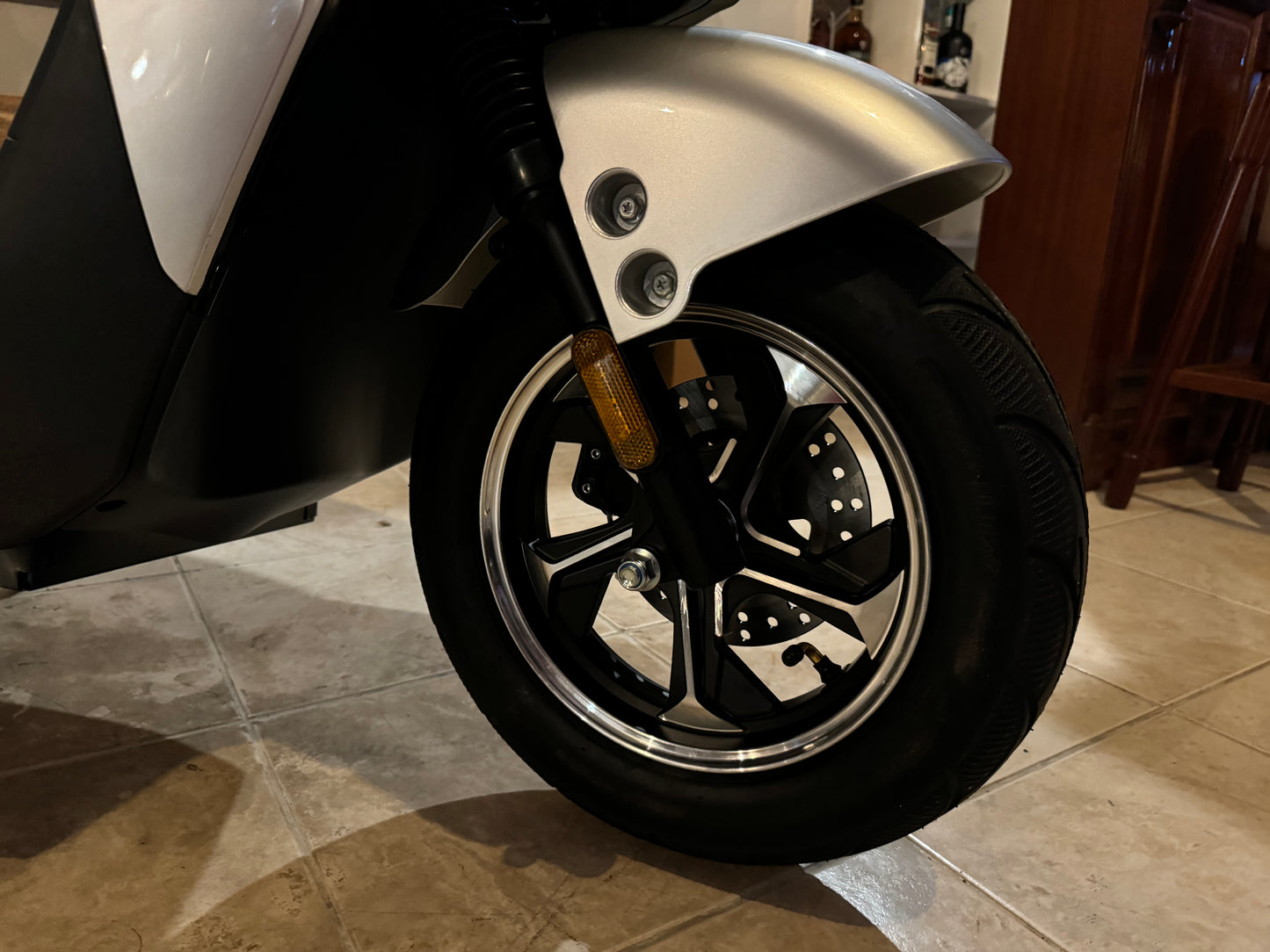 Scooter Elétrica NeoVolt Go-X Cinzento