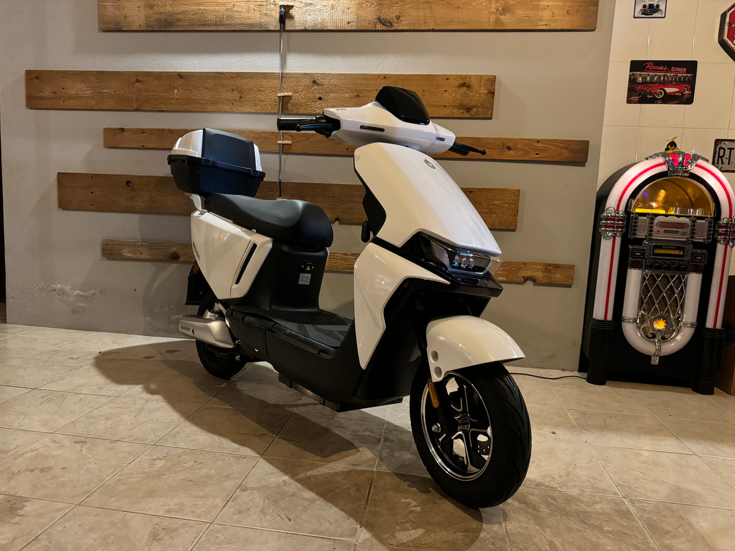Scooter Elétrica NeoVolt Go-X Branco