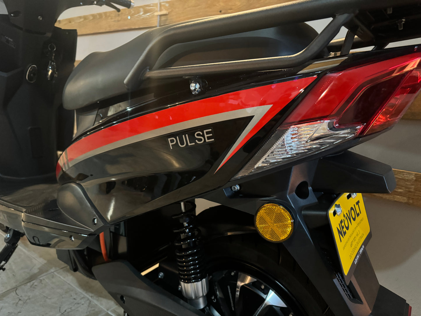 Scooter Elétrica NeoVolt Pulse  Black