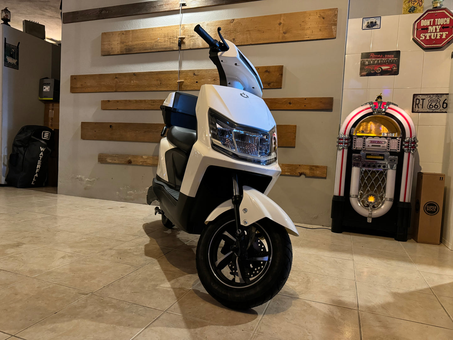 Scooter Elétrica NeoVolt We-Ride Branco
