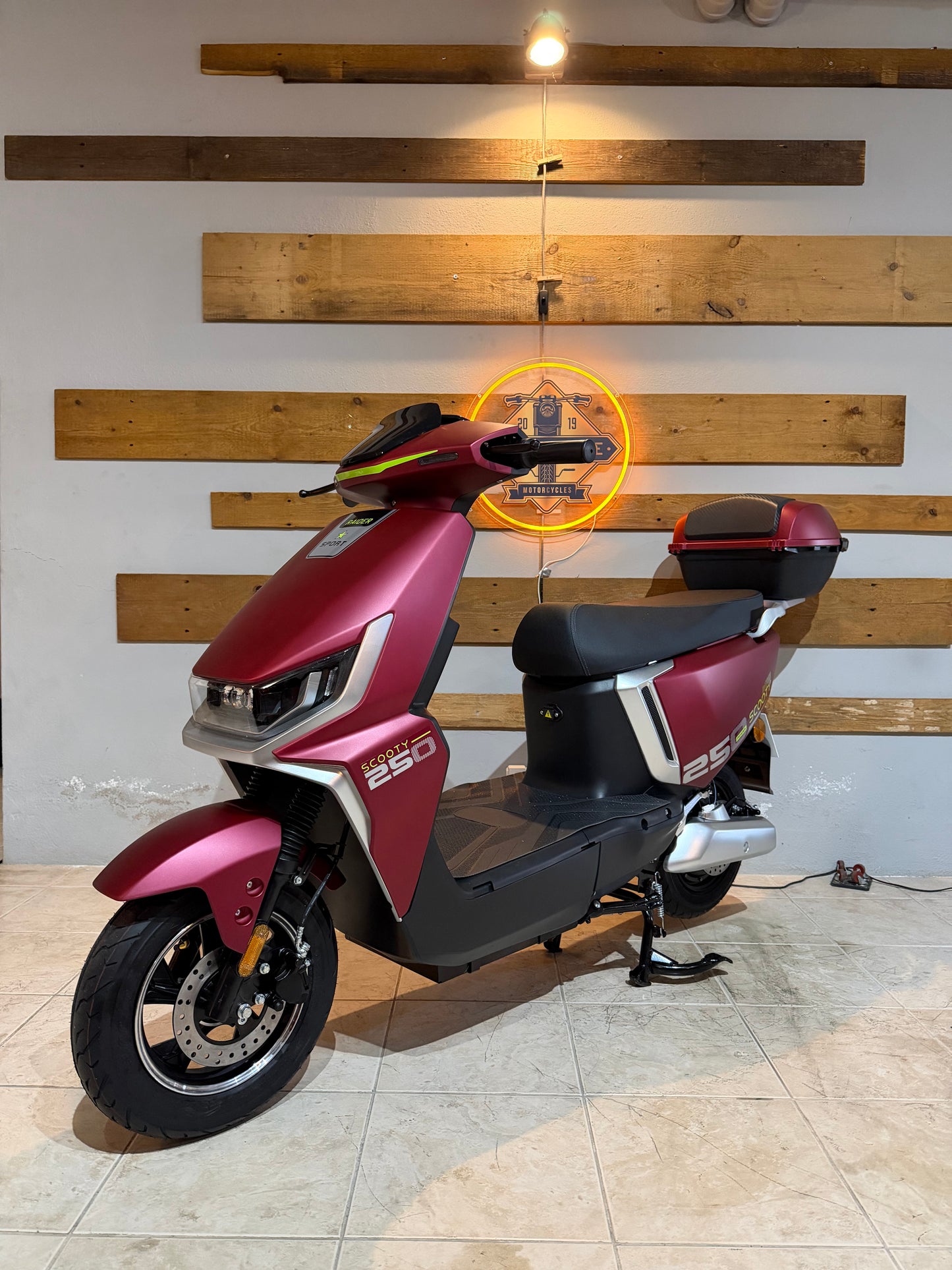Scooter Elétrica sem carta Raider Scooty 72V