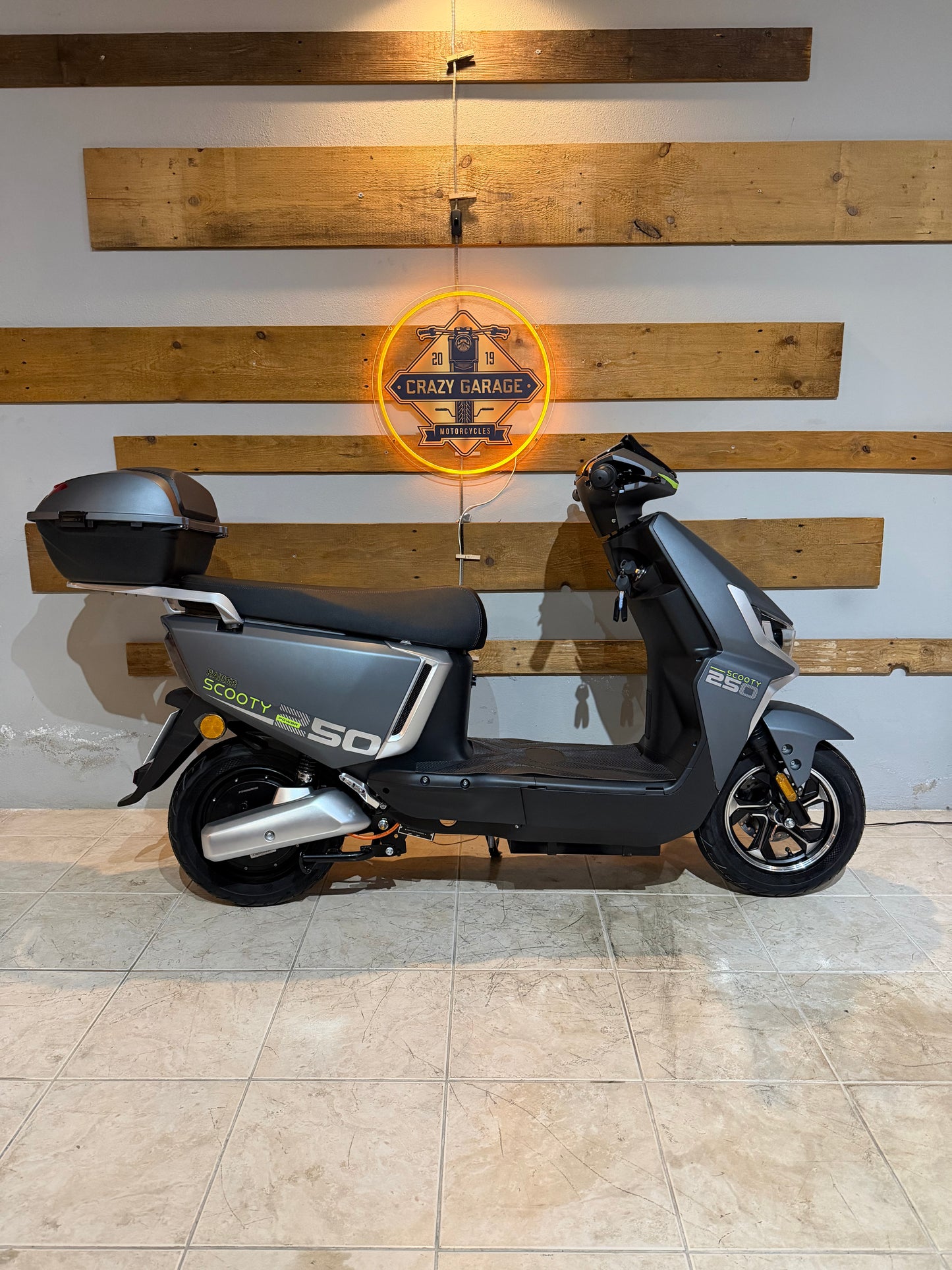 Scooter Elétrica sem carta Raider Scooty 72V