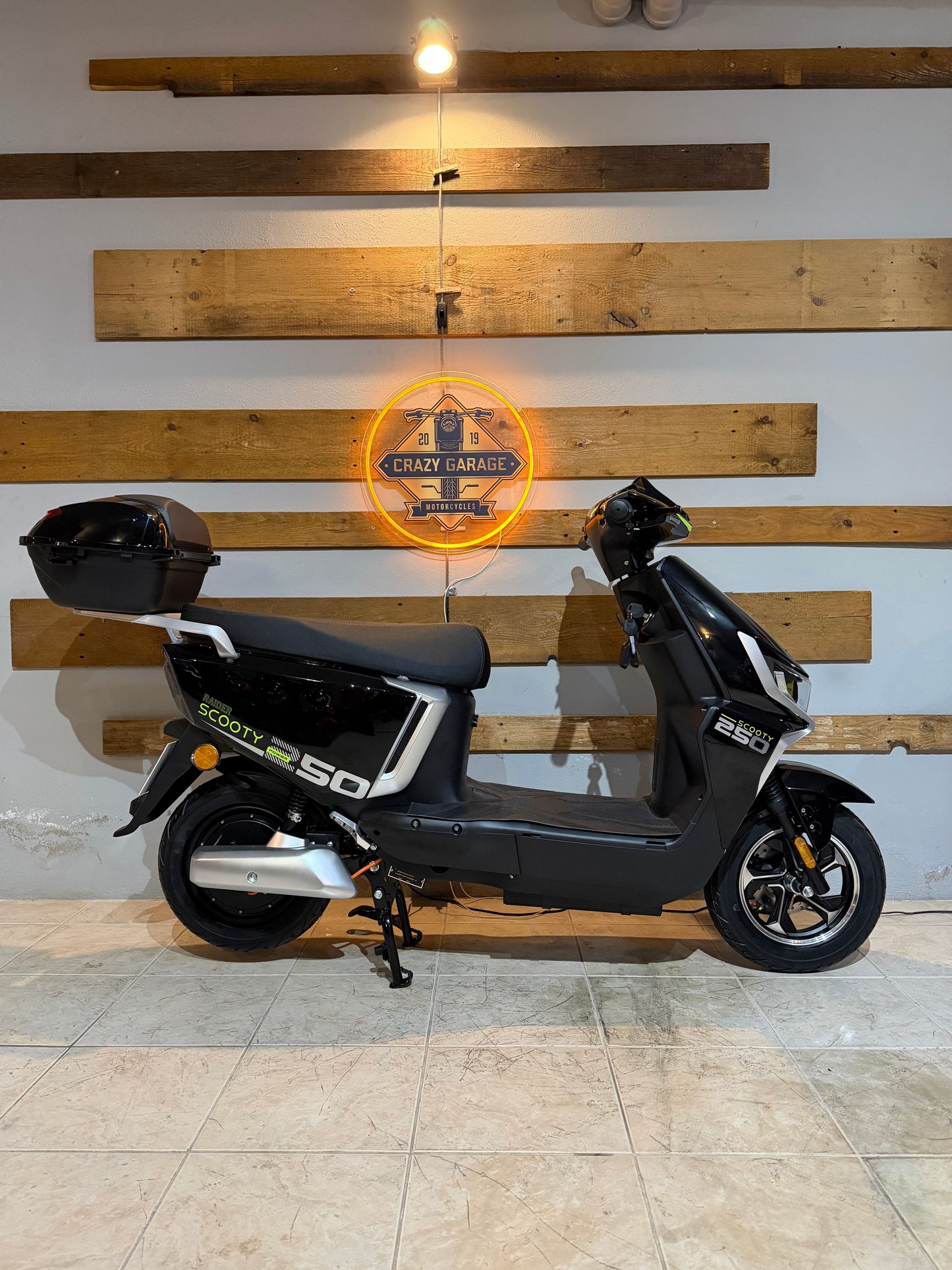Scooter Elétrica sem carta Raider Scooty 72V