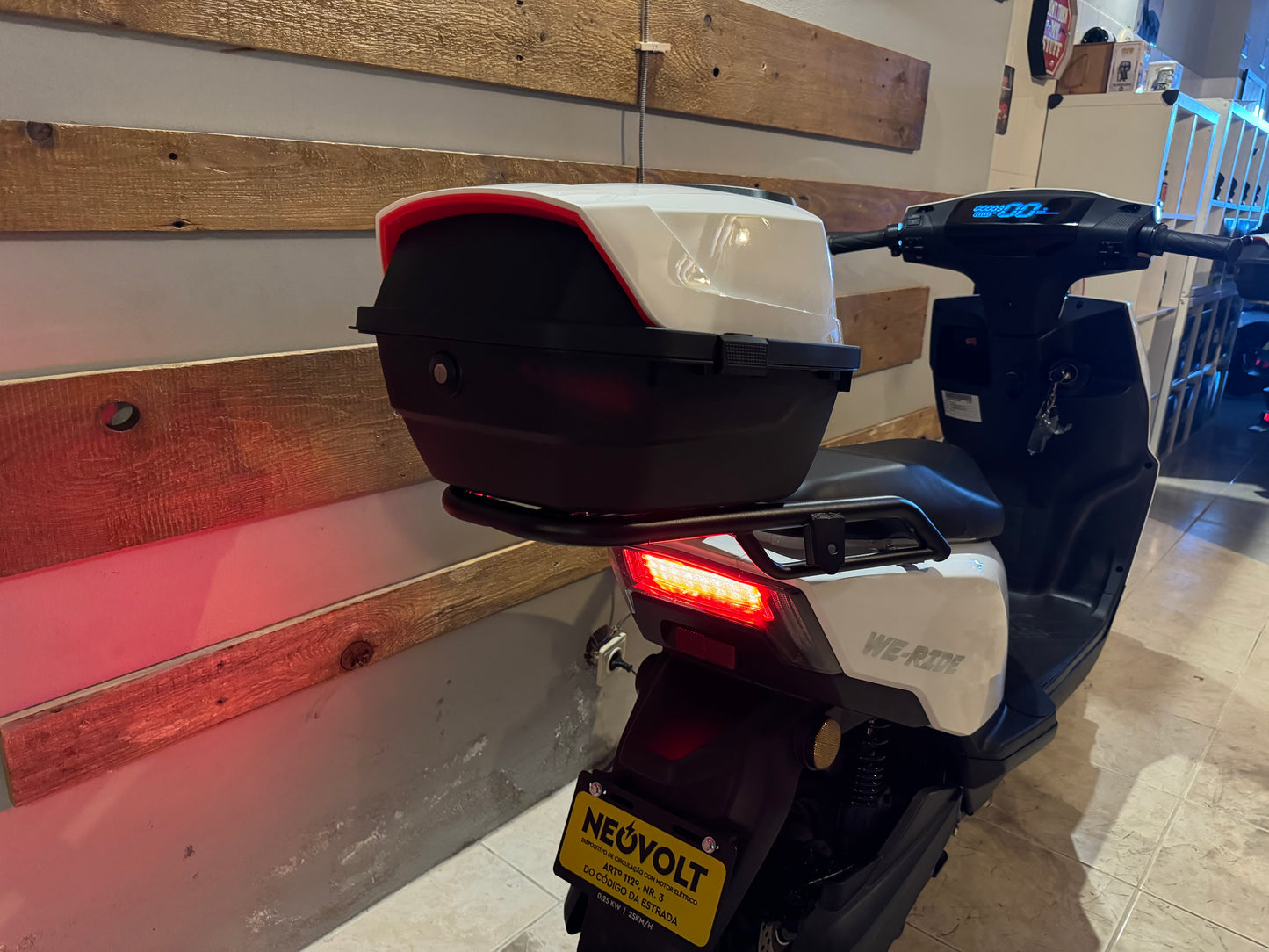 Scooter Elétrica NeoVolt We-Ride Branco