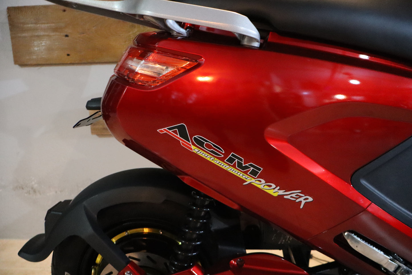ACM Power ES055 Red Scooter Elétrica