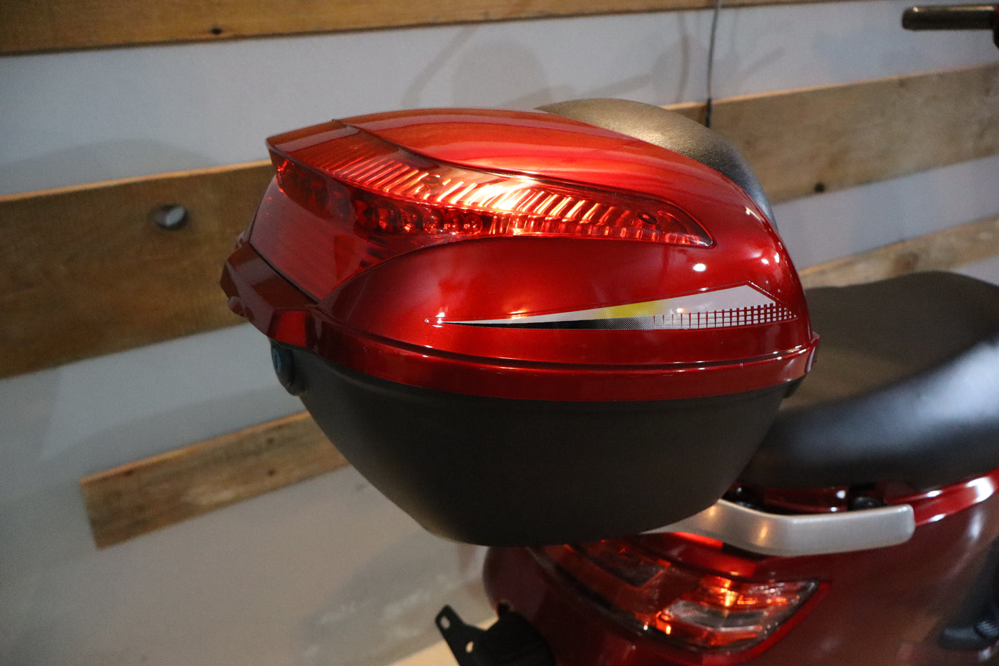 ACM Power ES055 Red Scooter Elétrica