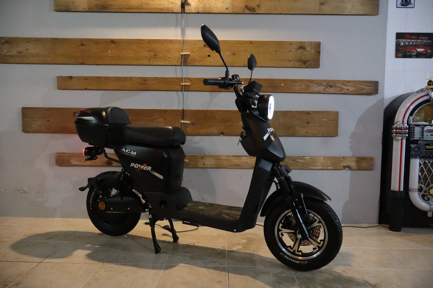 ACM Power ES056 Lítio 24.5 ah Black Scooter Elétrica