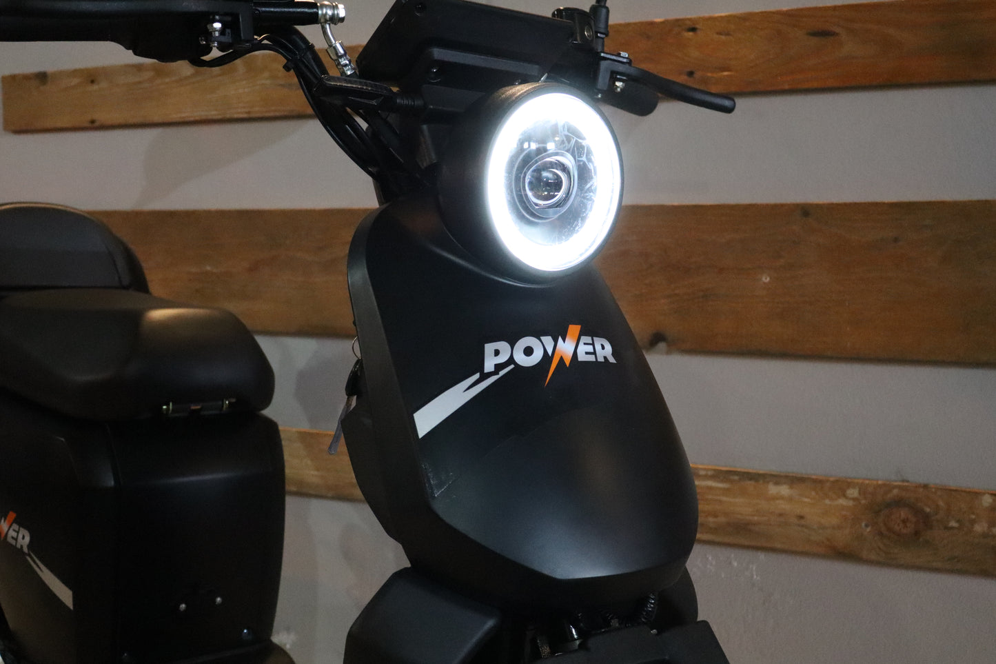 ACM Power ES056 Lítio 24.5 ah Black Scooter Elétrica